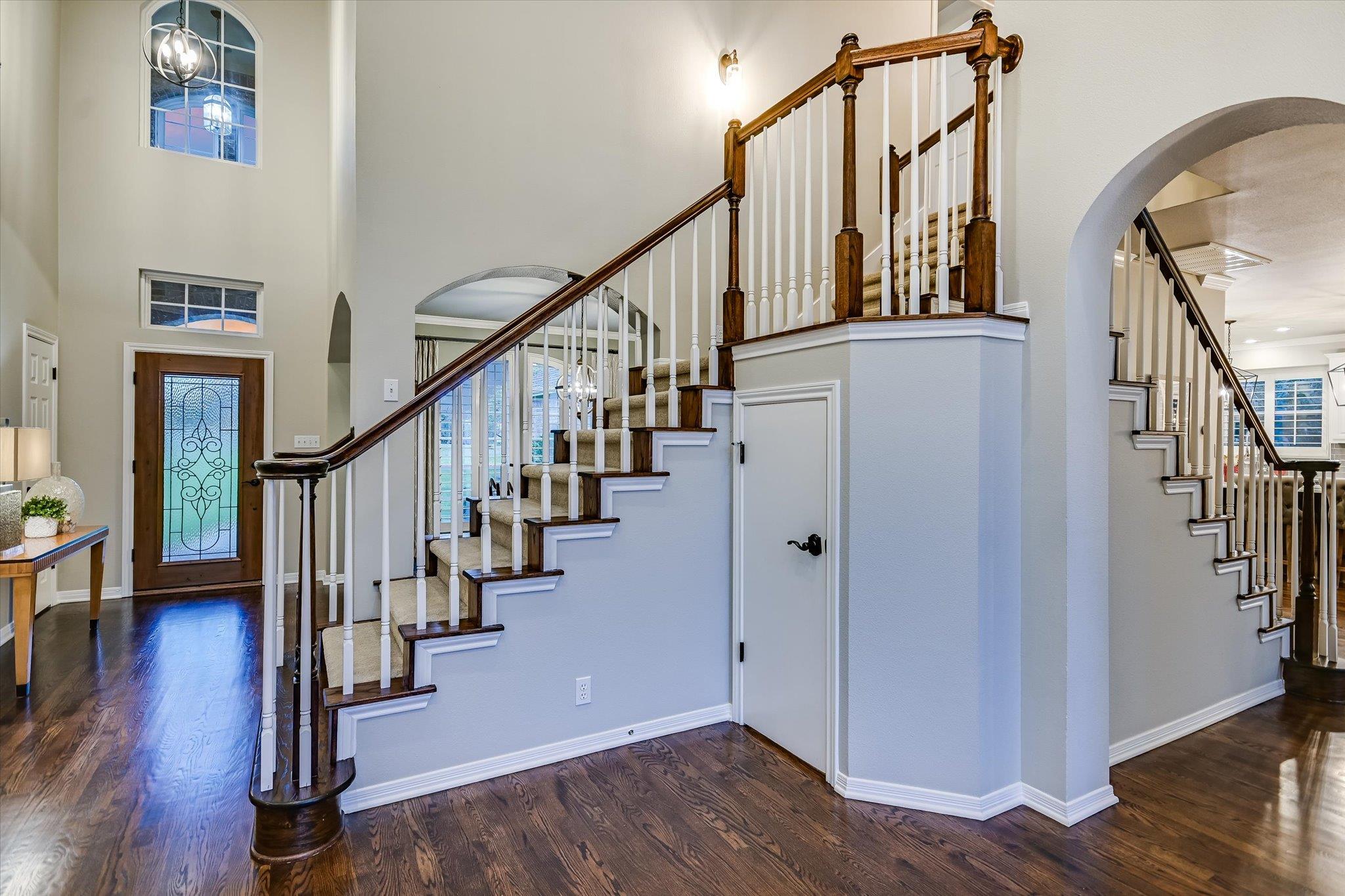 504 Saddlehorn DR — photo 5