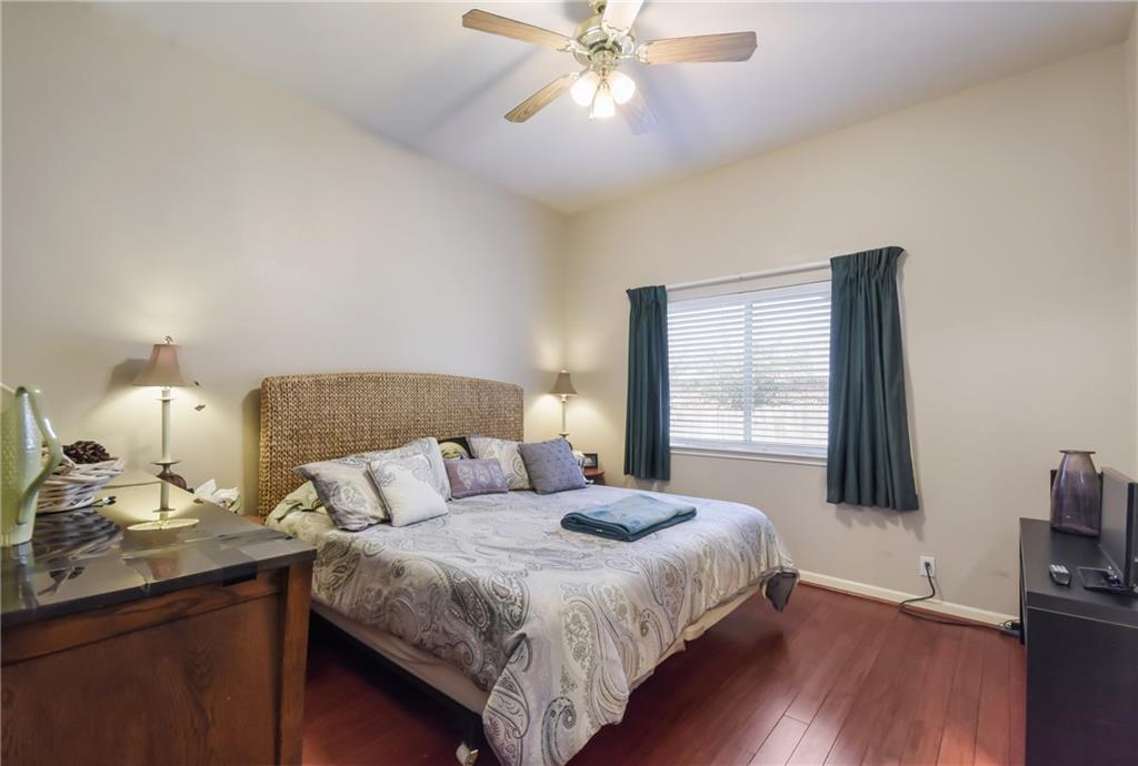 1252 Lacey Oak LOOP — photo 5