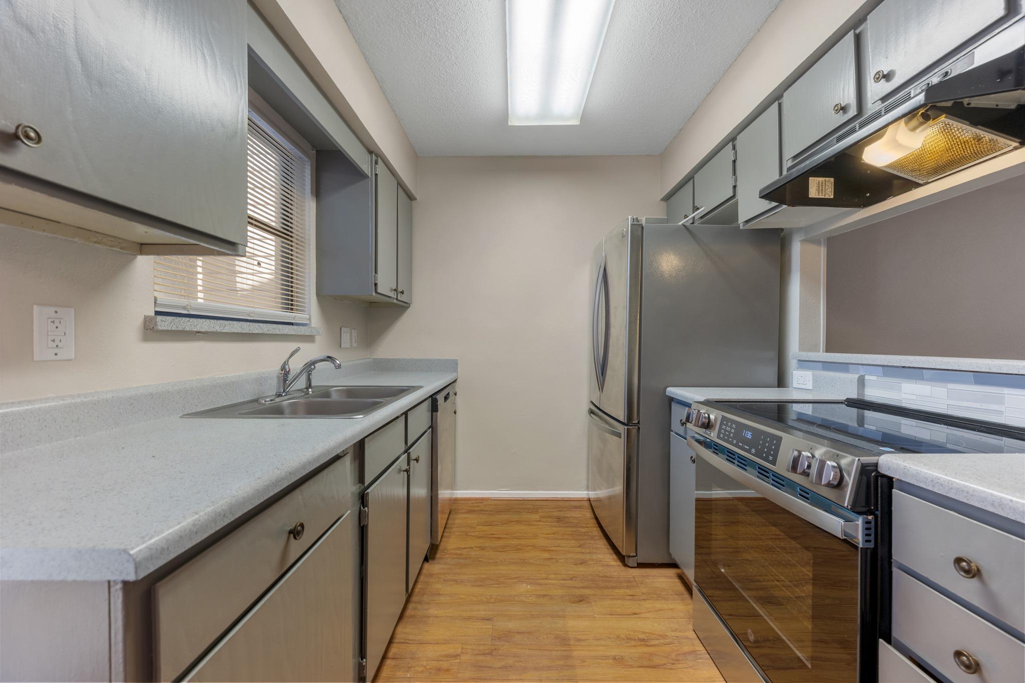 8400 Jamestown DR #426 — photo 5