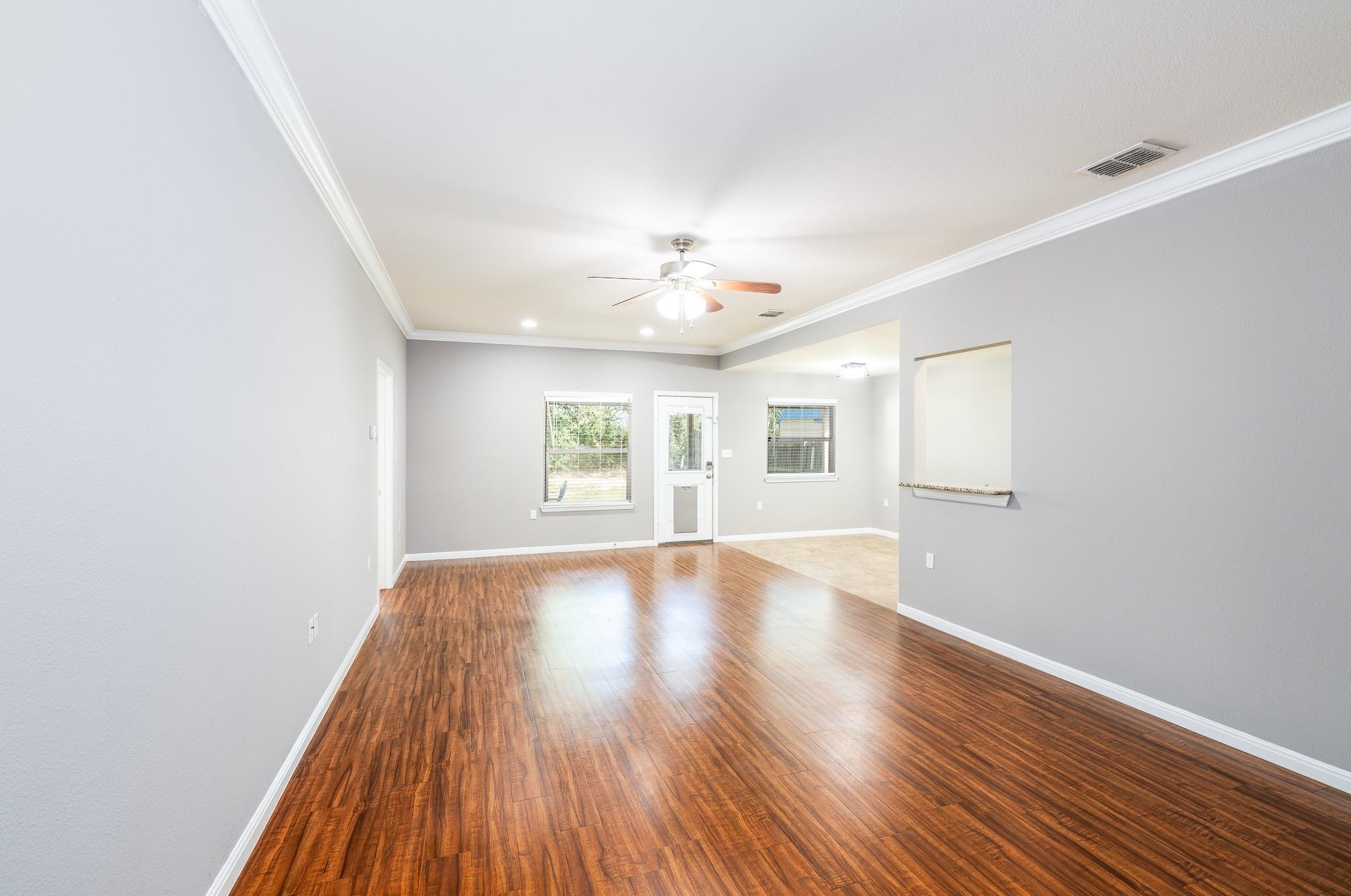 186 Talon DR — photo 3