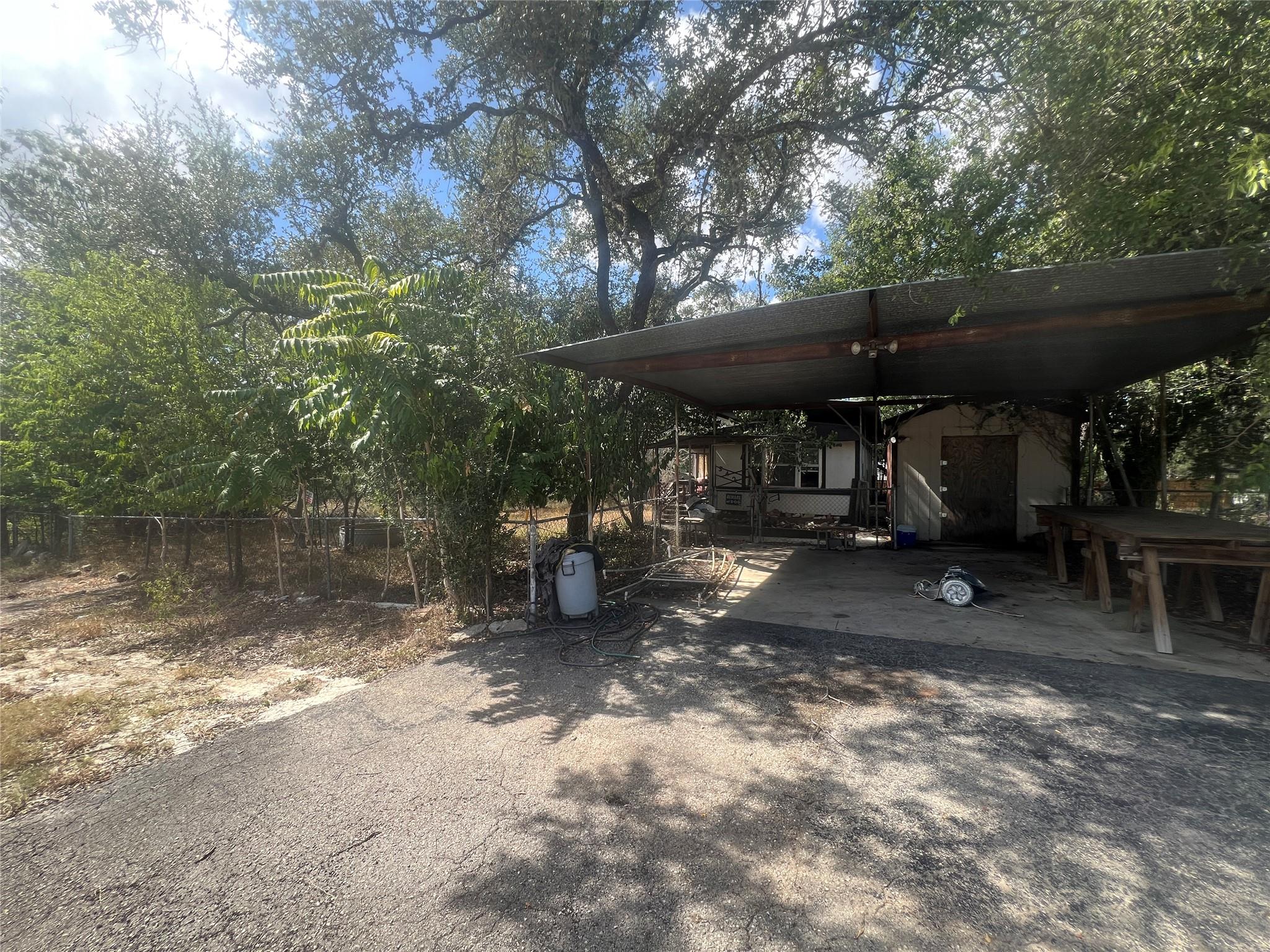 542 Flintstone DR — photo 5