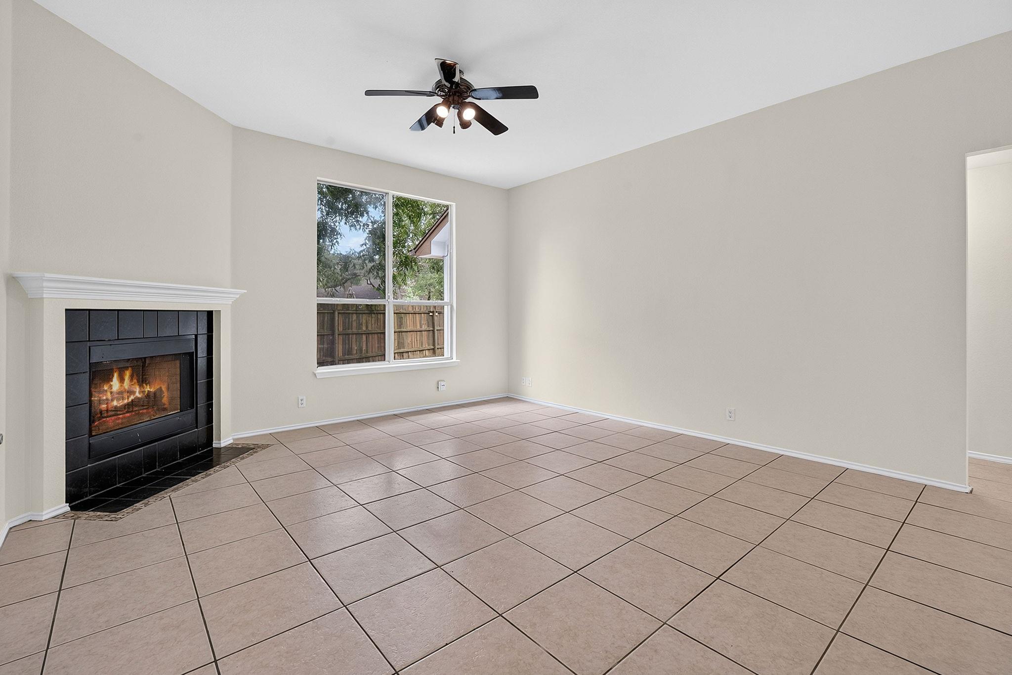 6901 Bancroft Woods DR — photo 5