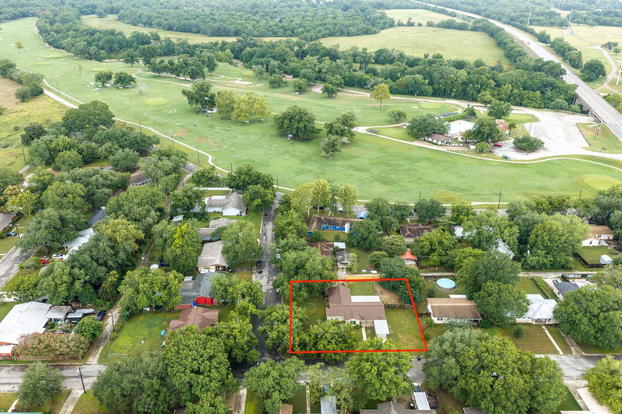 140 Hillcrest DR — photo 4