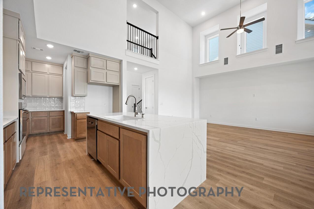 6412 Packhorse LN — photo 4