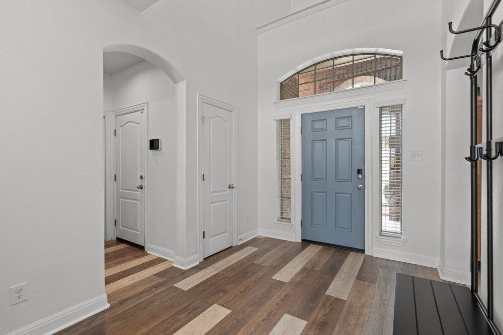 580 Clear Springs HOLW — photo 5
