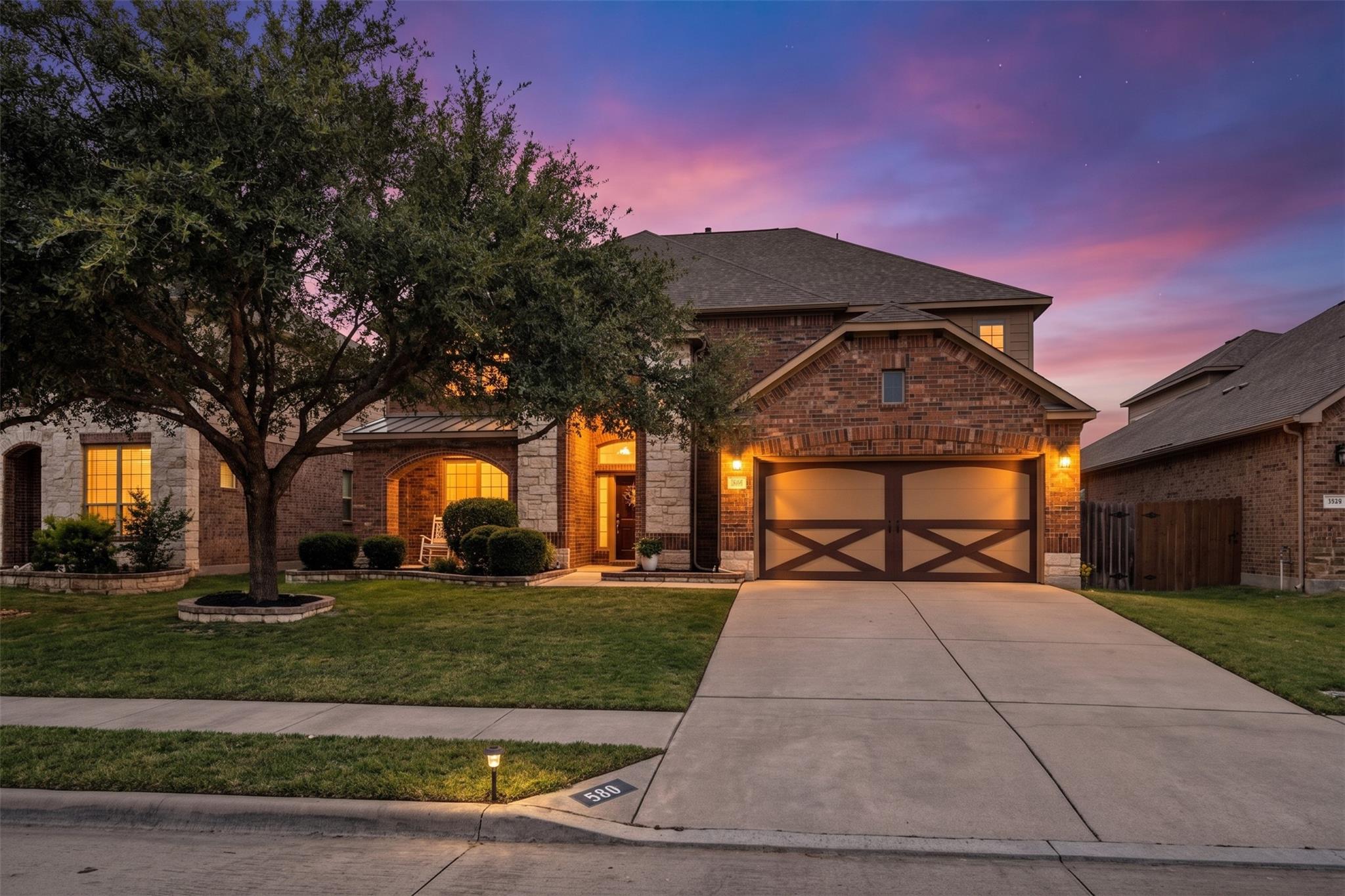 580 Clear Springs HOLW