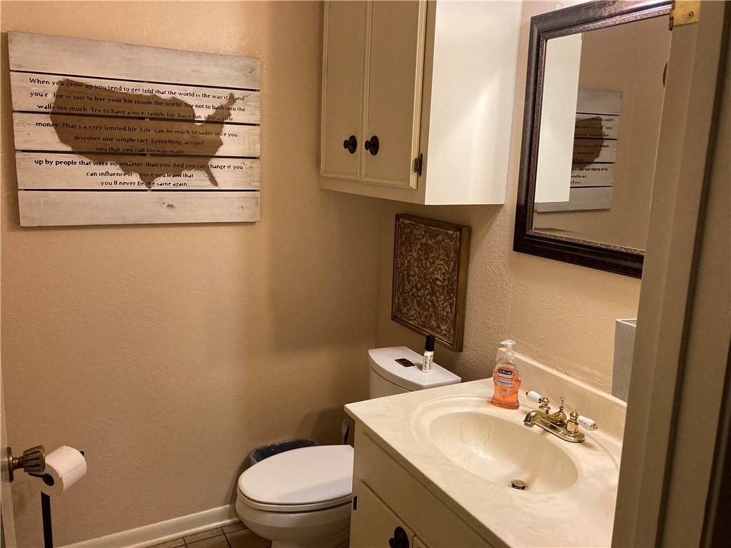 1801 Williams DR — photo 4