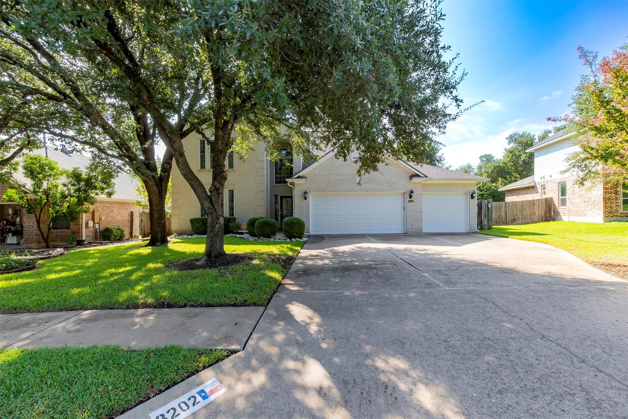 8202 Sunburst PKWY — photo 4