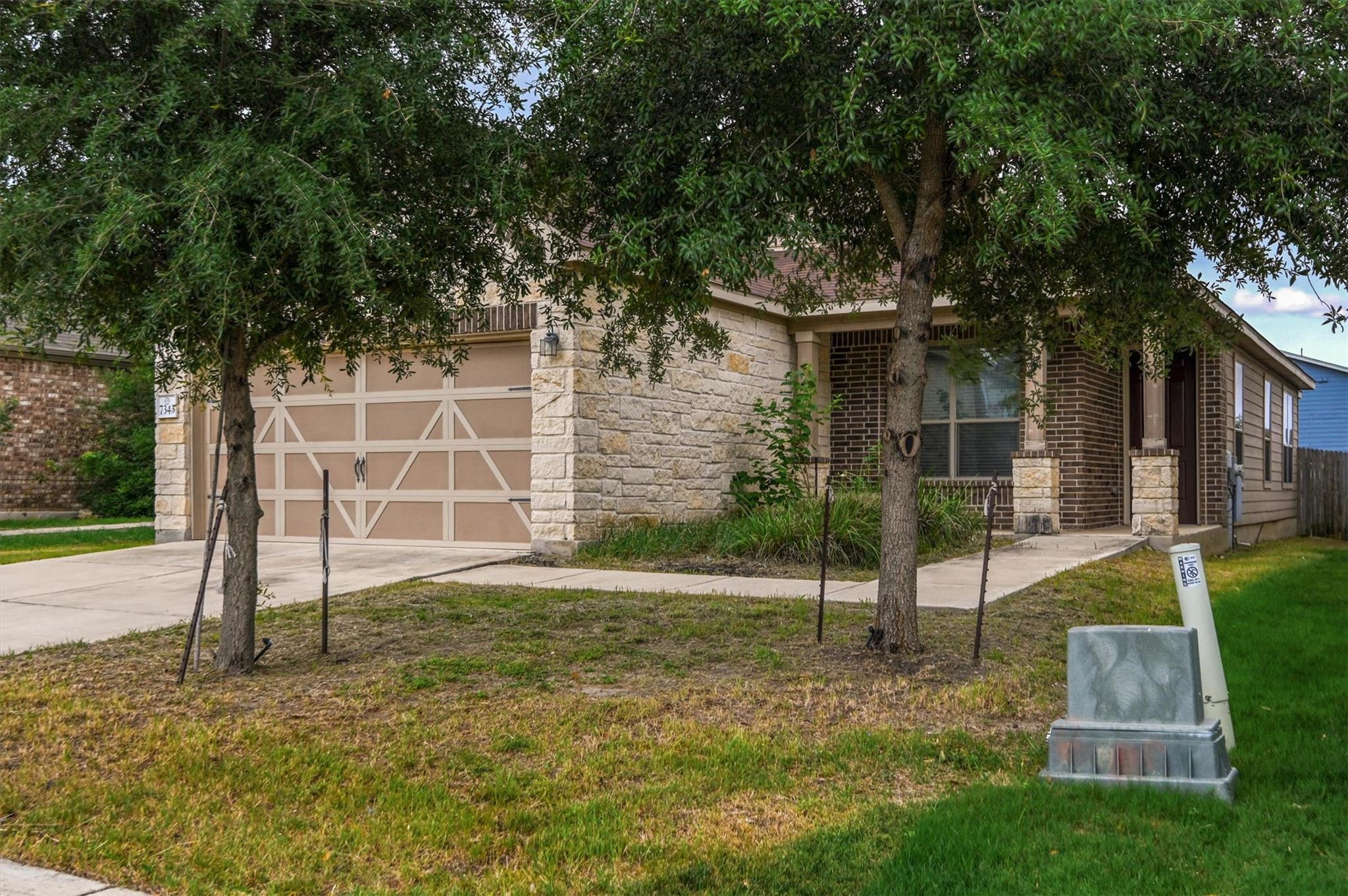 7343 Bluebonnet Bay — photo 3