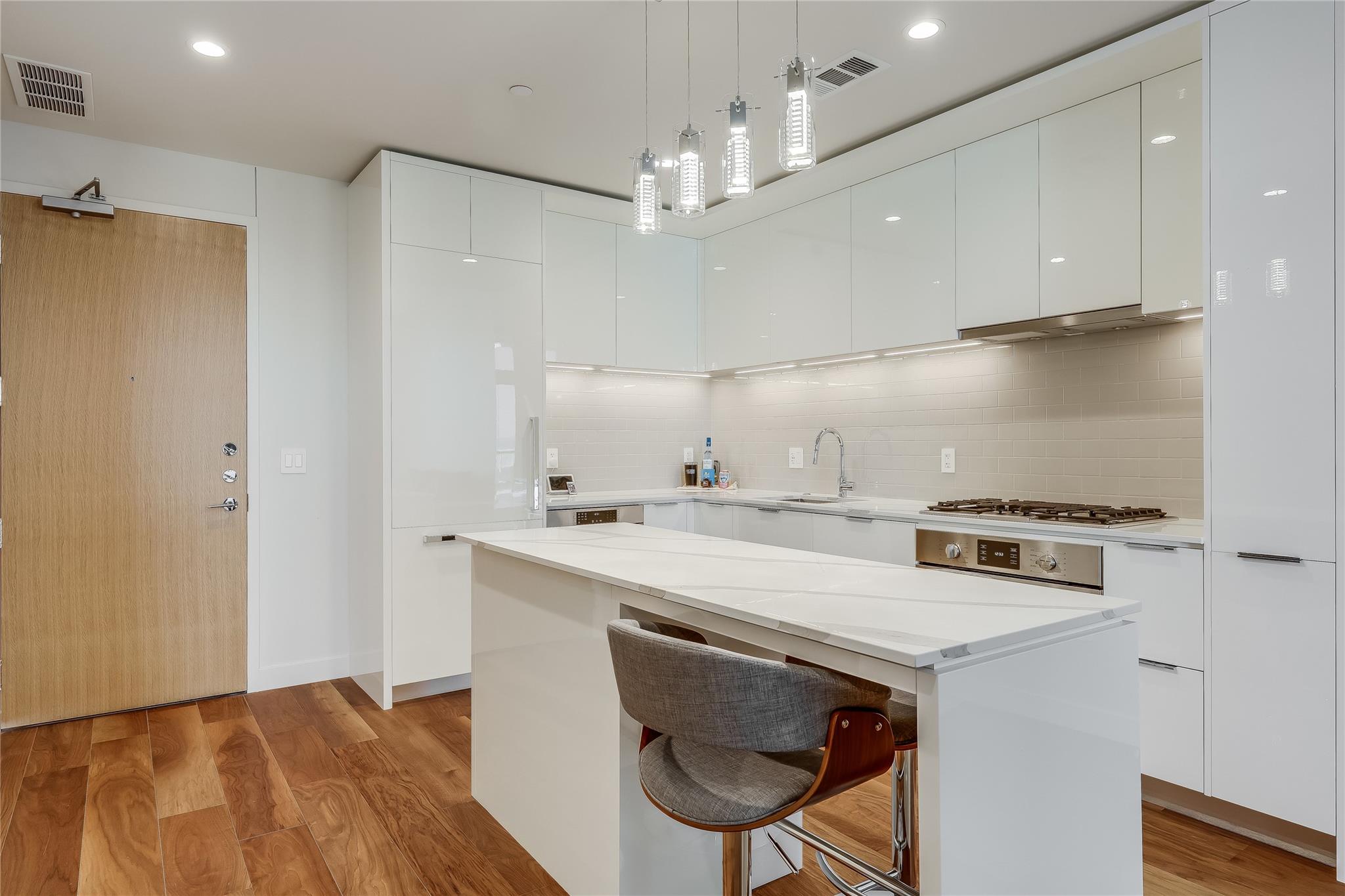 44 East Ave #2303 — photo 4