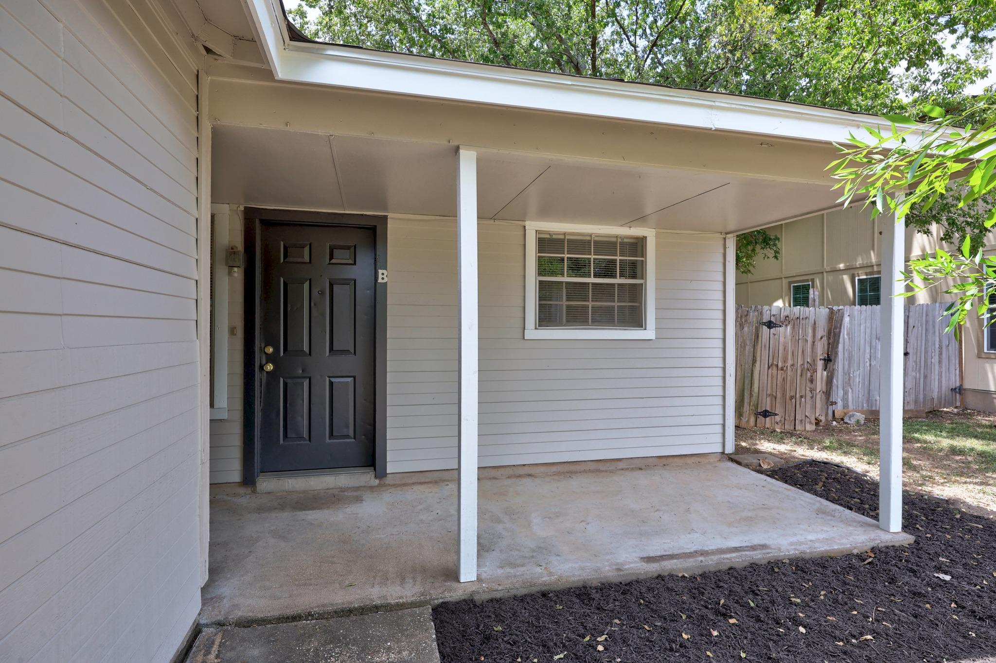 8711 Pineridge DR — photo 3