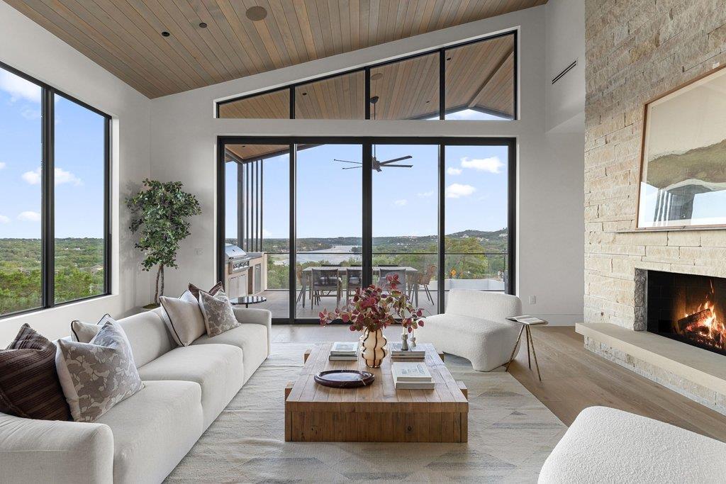 3501 Mount Bonnell RD — photo 3
