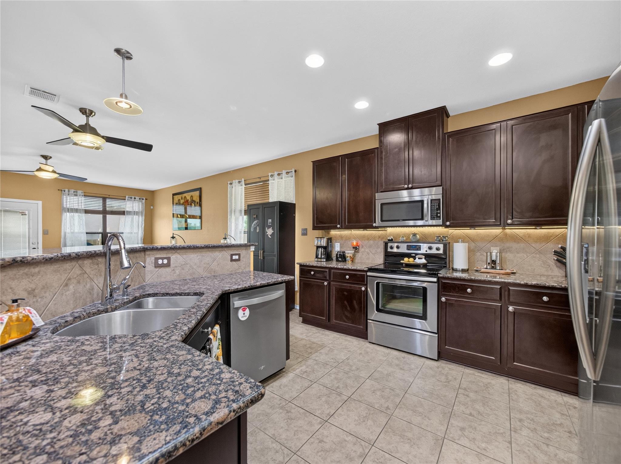 1017 Oatmeal DR — photo 4