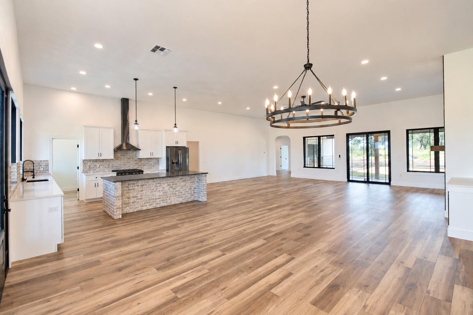 301 Serenity DR — photo 5