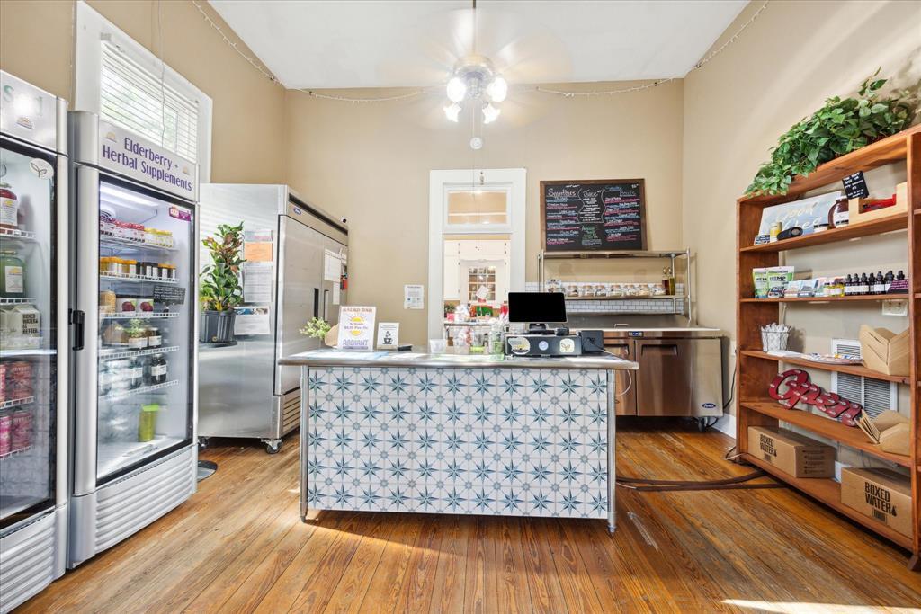 1002 Chestnut ST #A — photo 4
