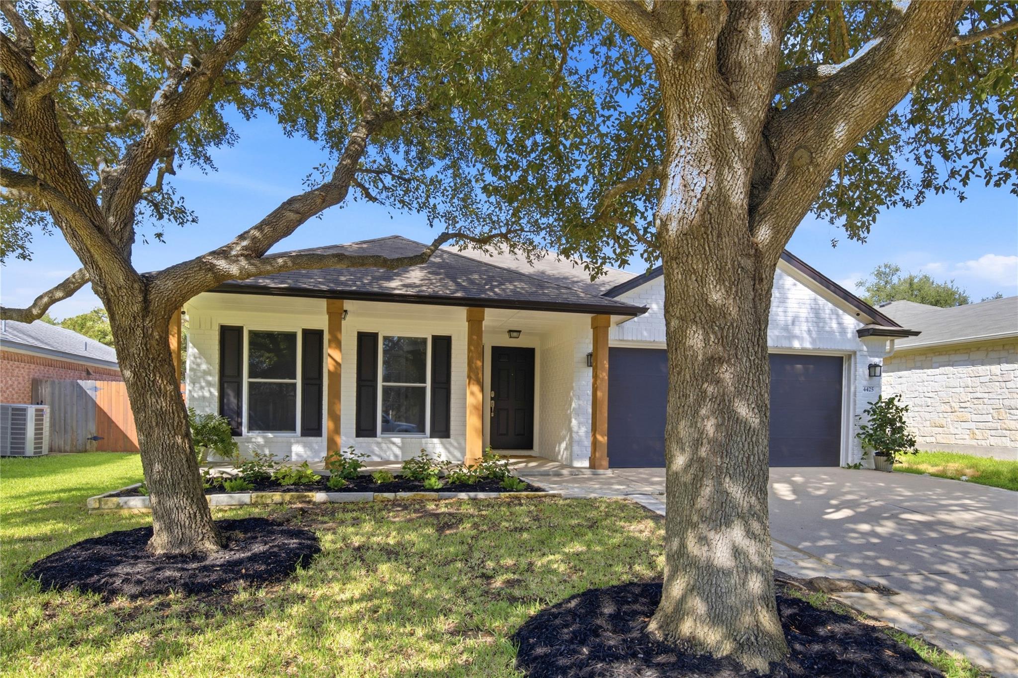 4425 Chickasaw CT — photo 3