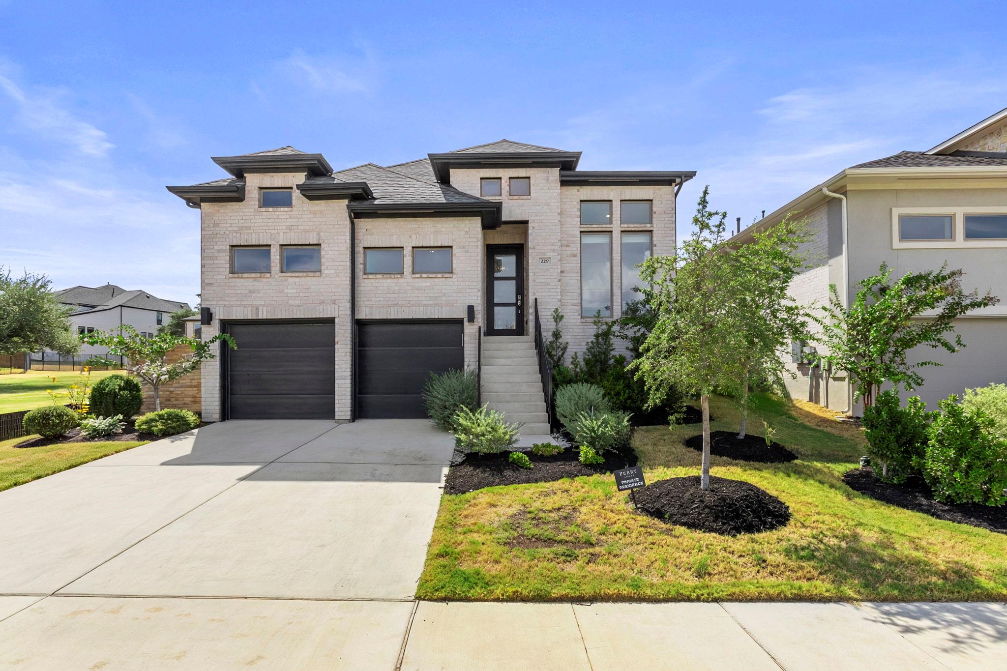 229 Bluff Creek LN