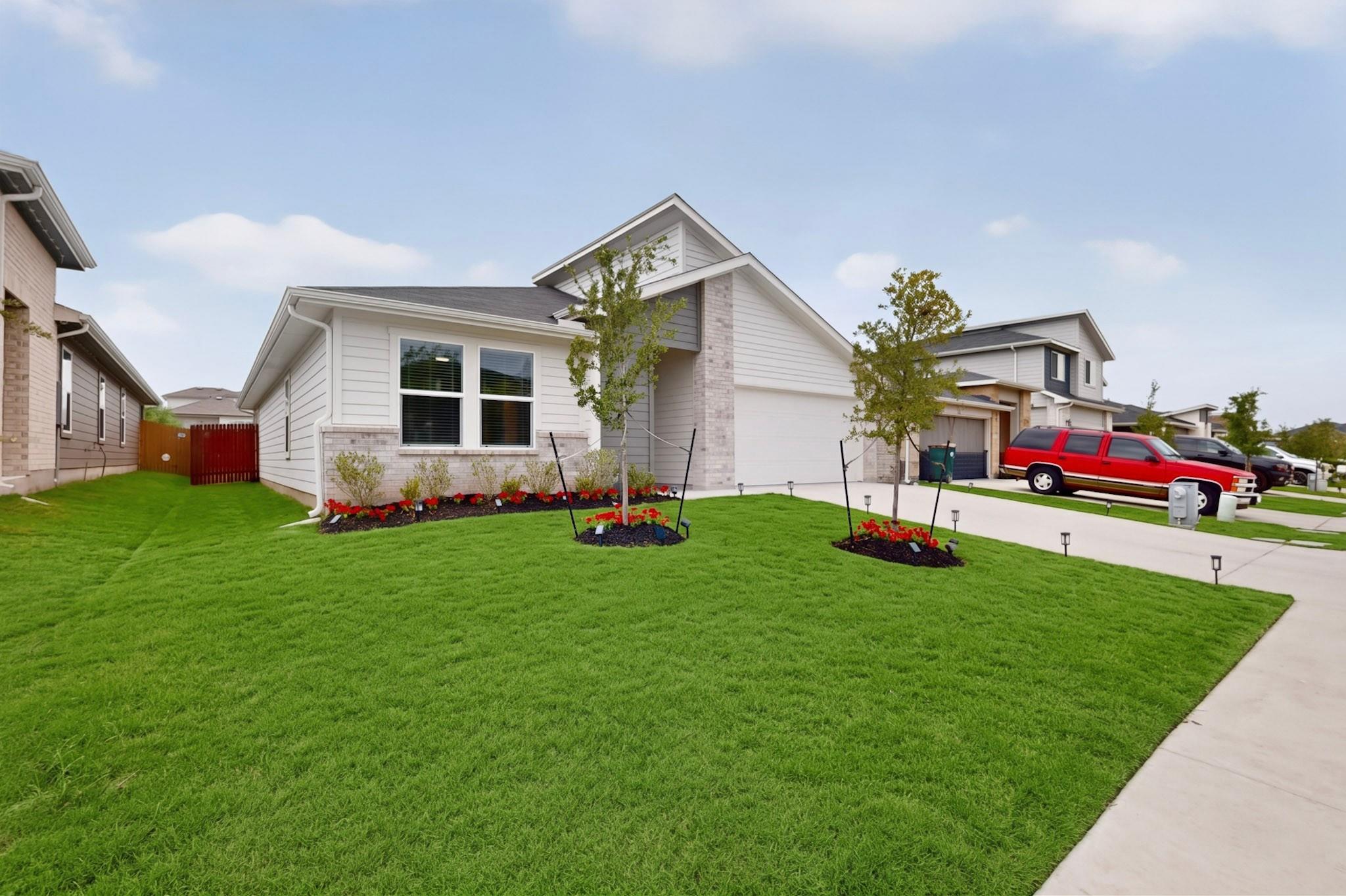 315 Gladiola LOOP — photo 4