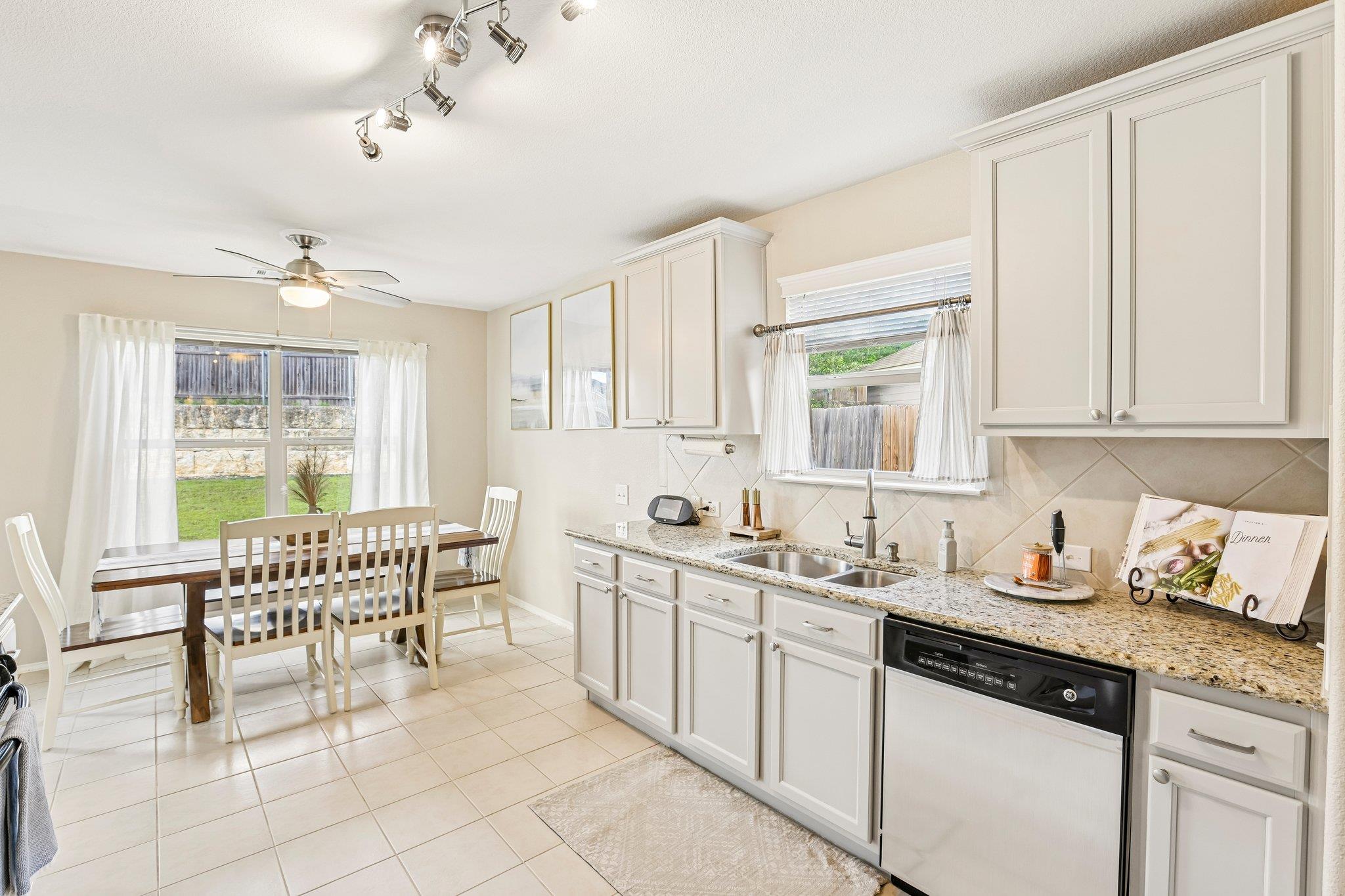 5508 Emma Thompson WAY — photo 5