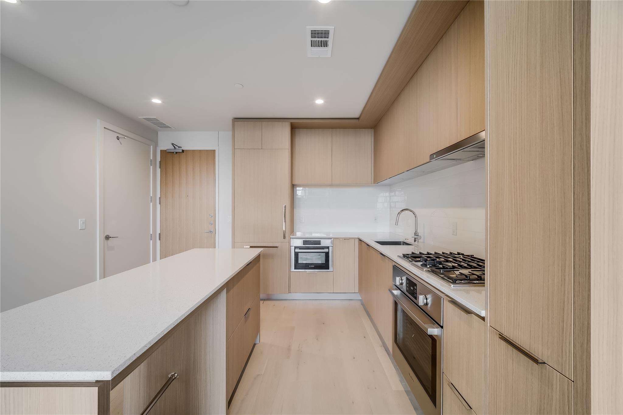 44 East Ave #2903 — photo 3