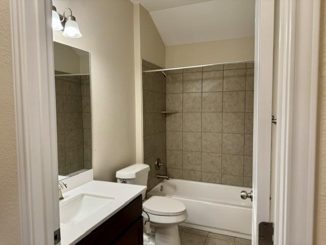 712 Manzano LN — photo 5