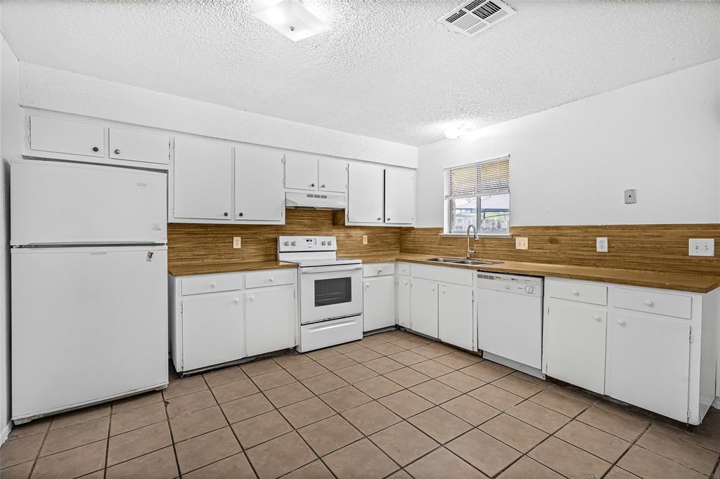 1601 Taylor Gaines St #A — photo 5