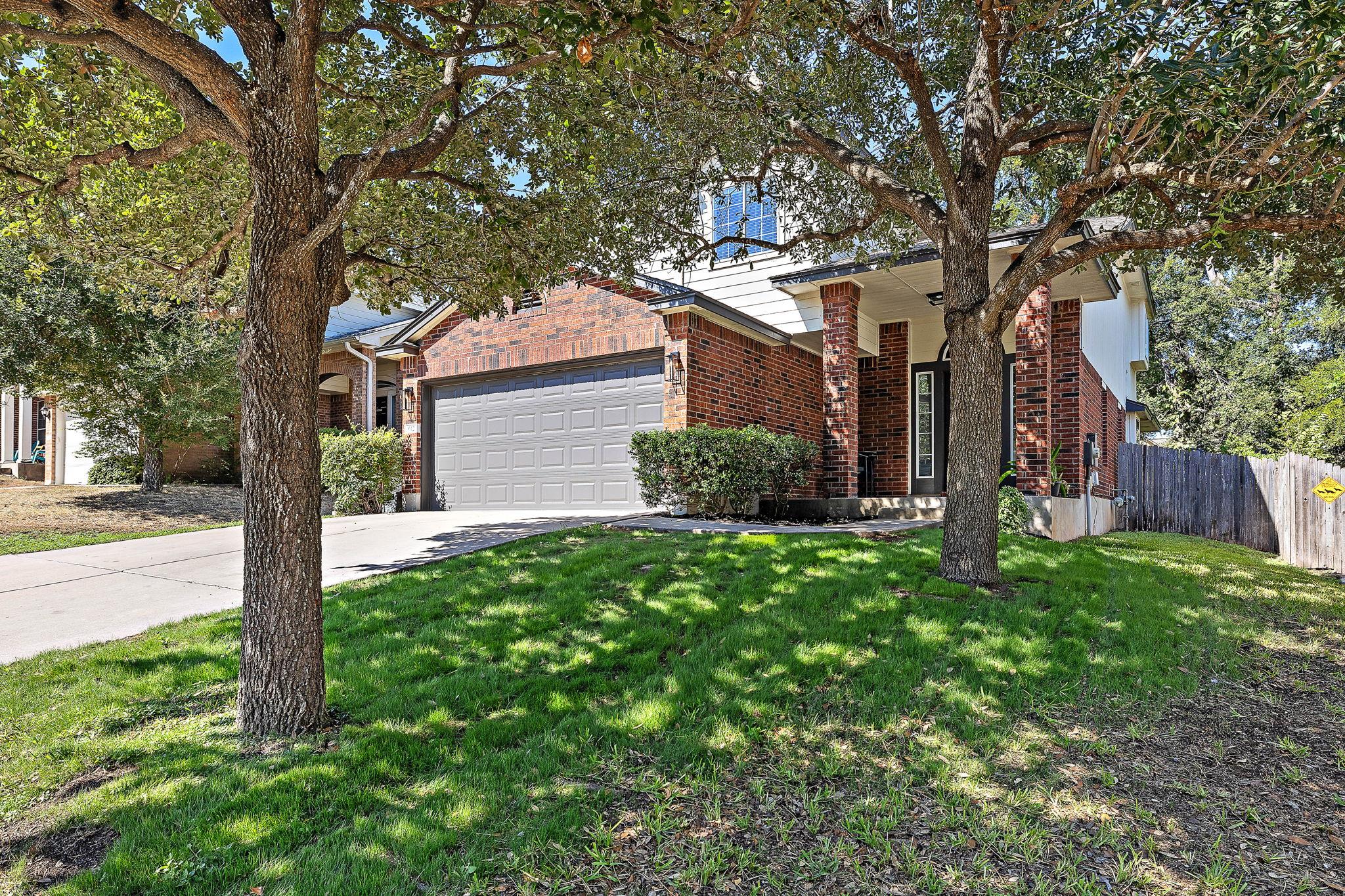 612 Fort Thomas PL — photo 3