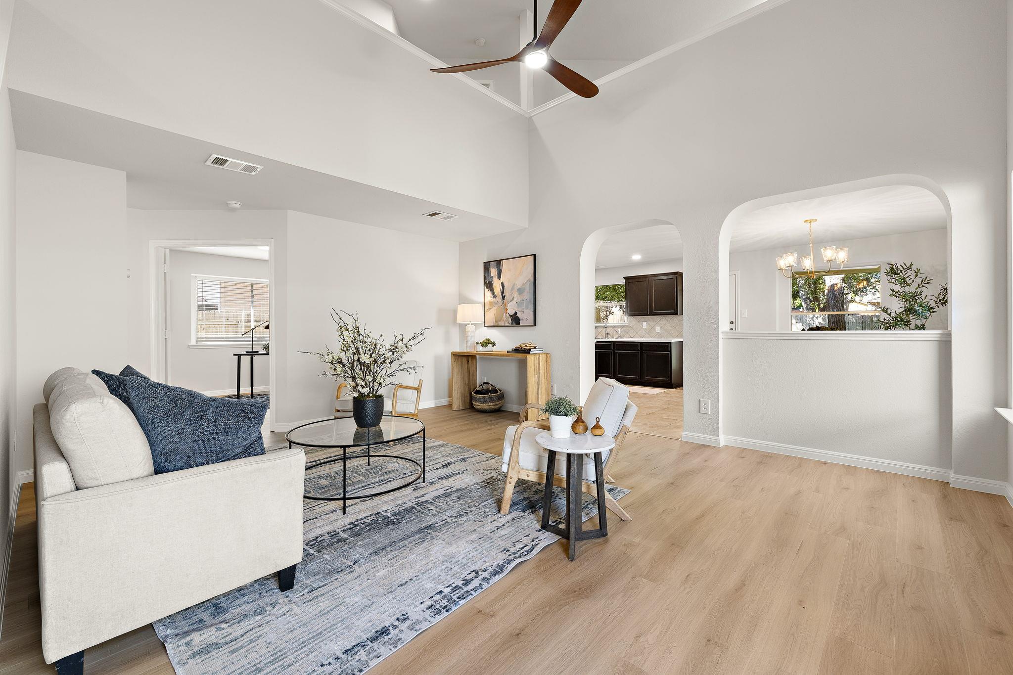 612 Fort Thomas PL — photo 5