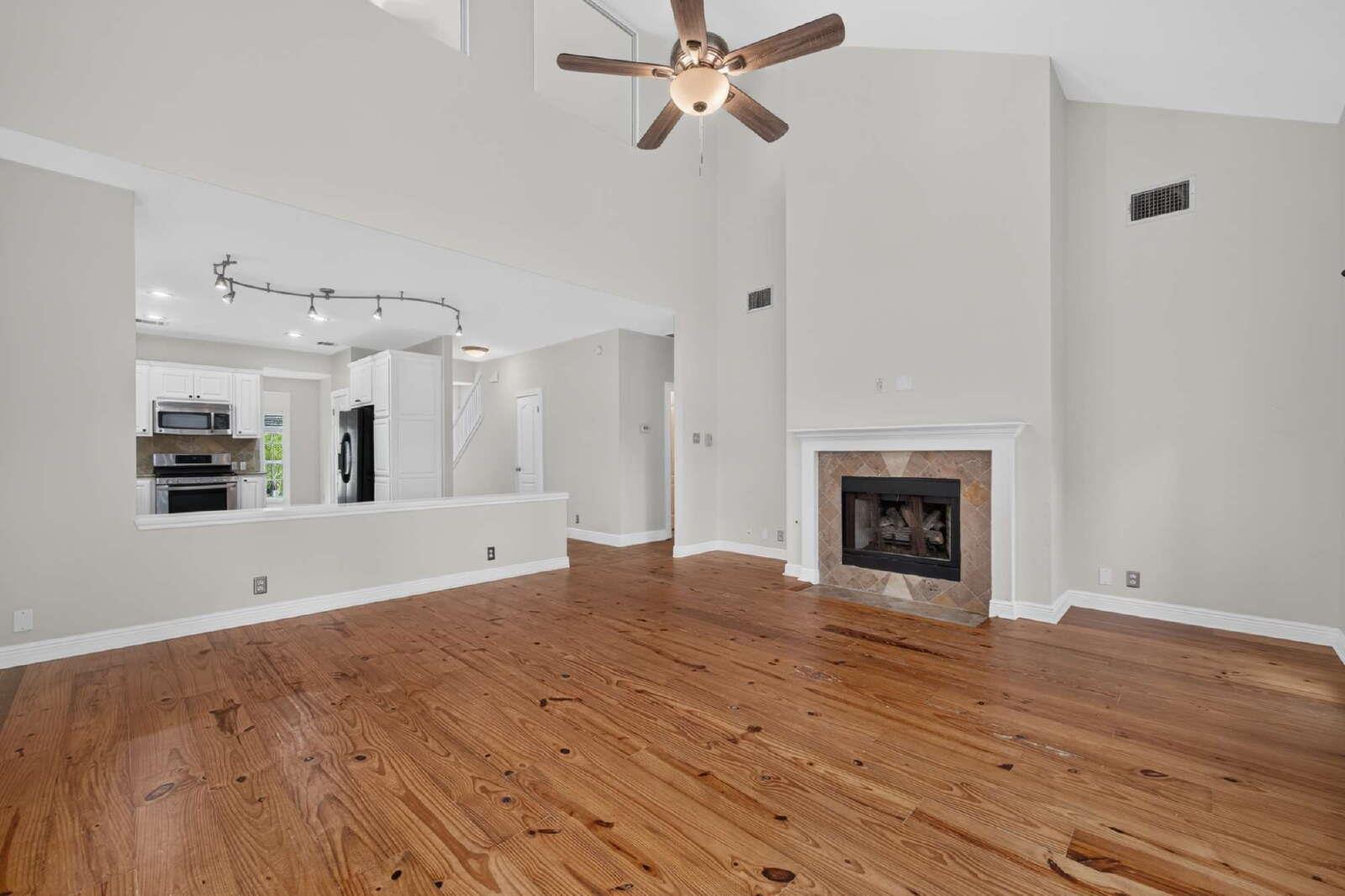 8109 Ganttcrest DR — photo 5