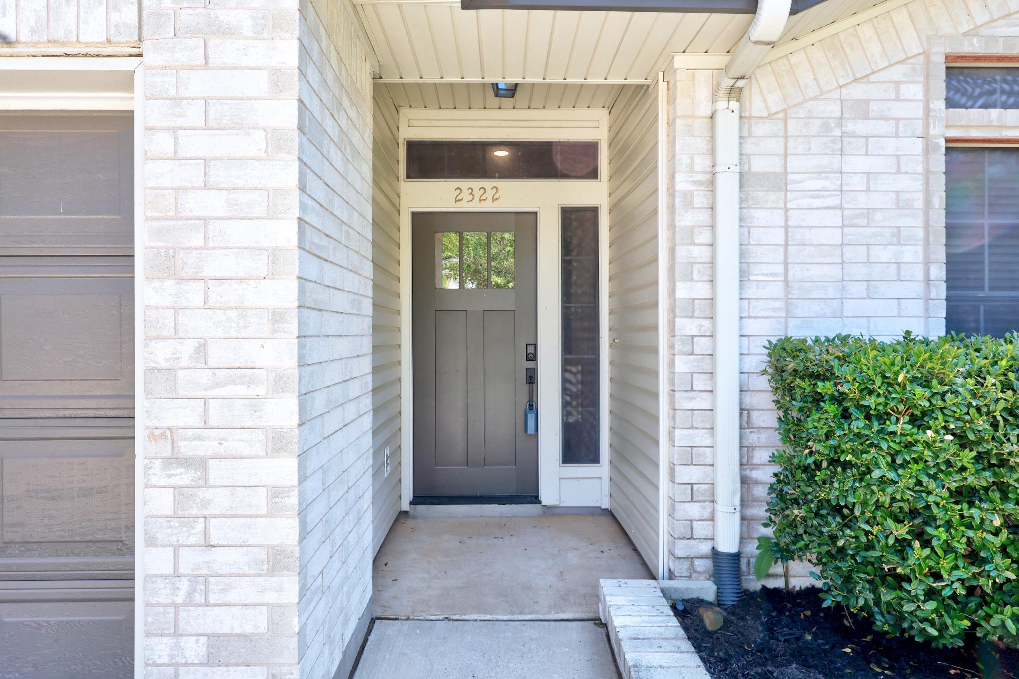 2322 Loquat LN — photo 5