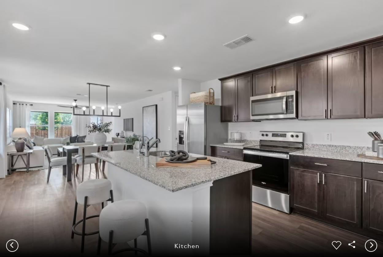 638 Tailwind DR — photo 4