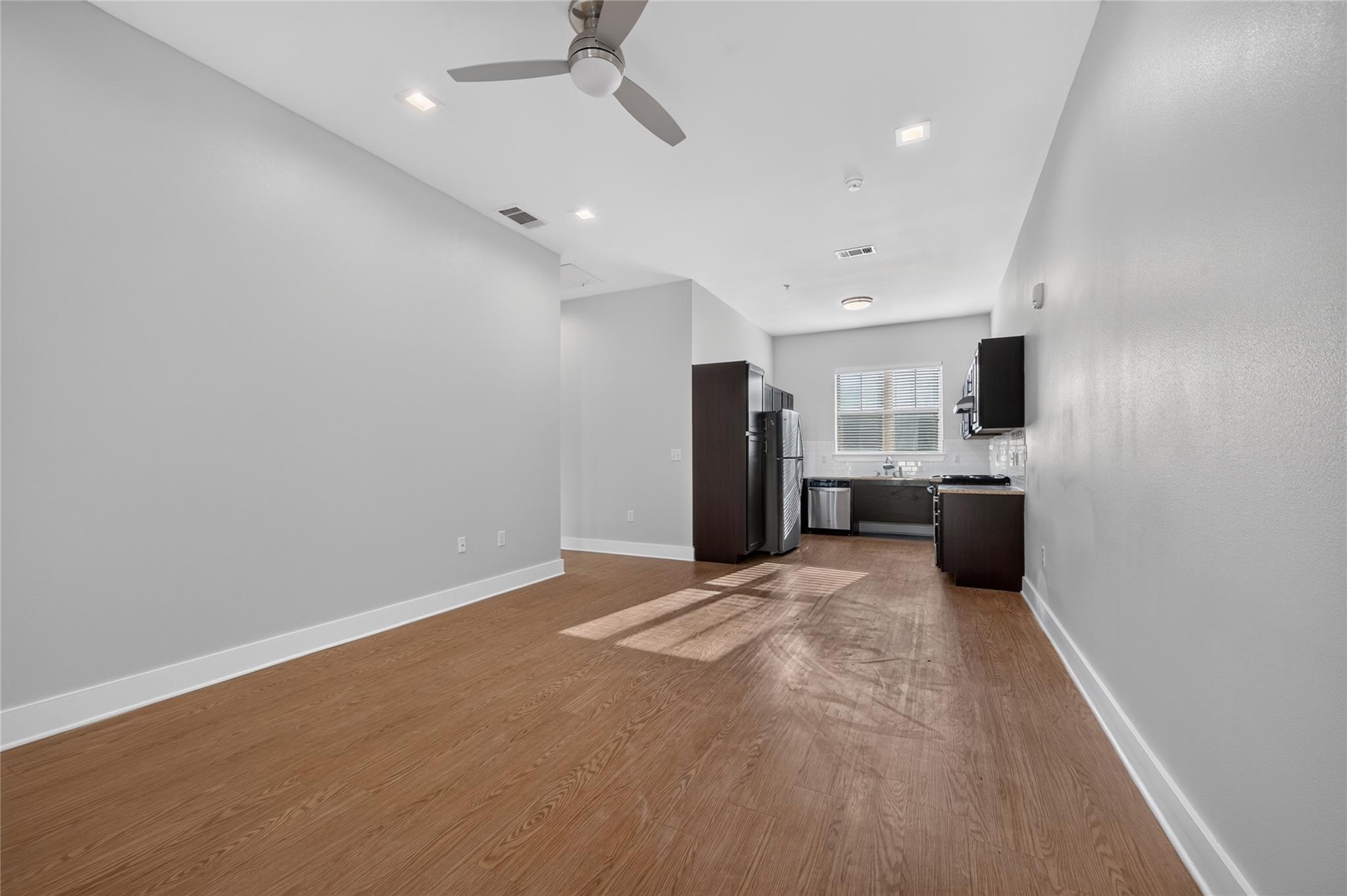 2400 Louis Henna BLVD #209 — photo 5