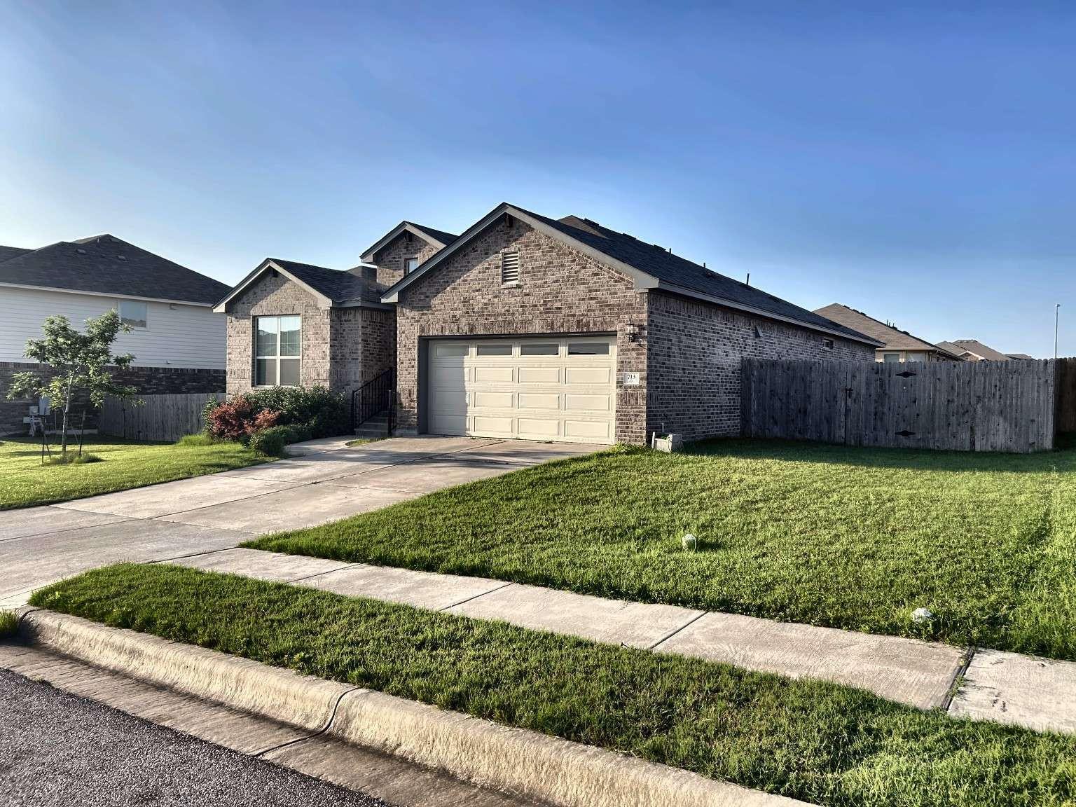 713 Coltrane DR — photo 4
