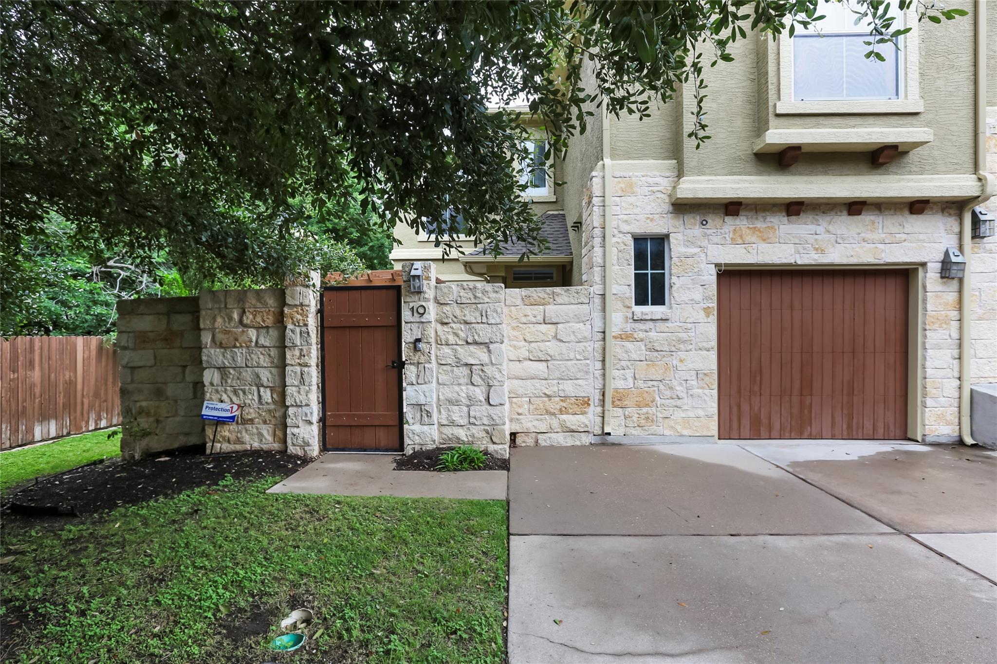 3406 Menchaca RD #19 — photo 3