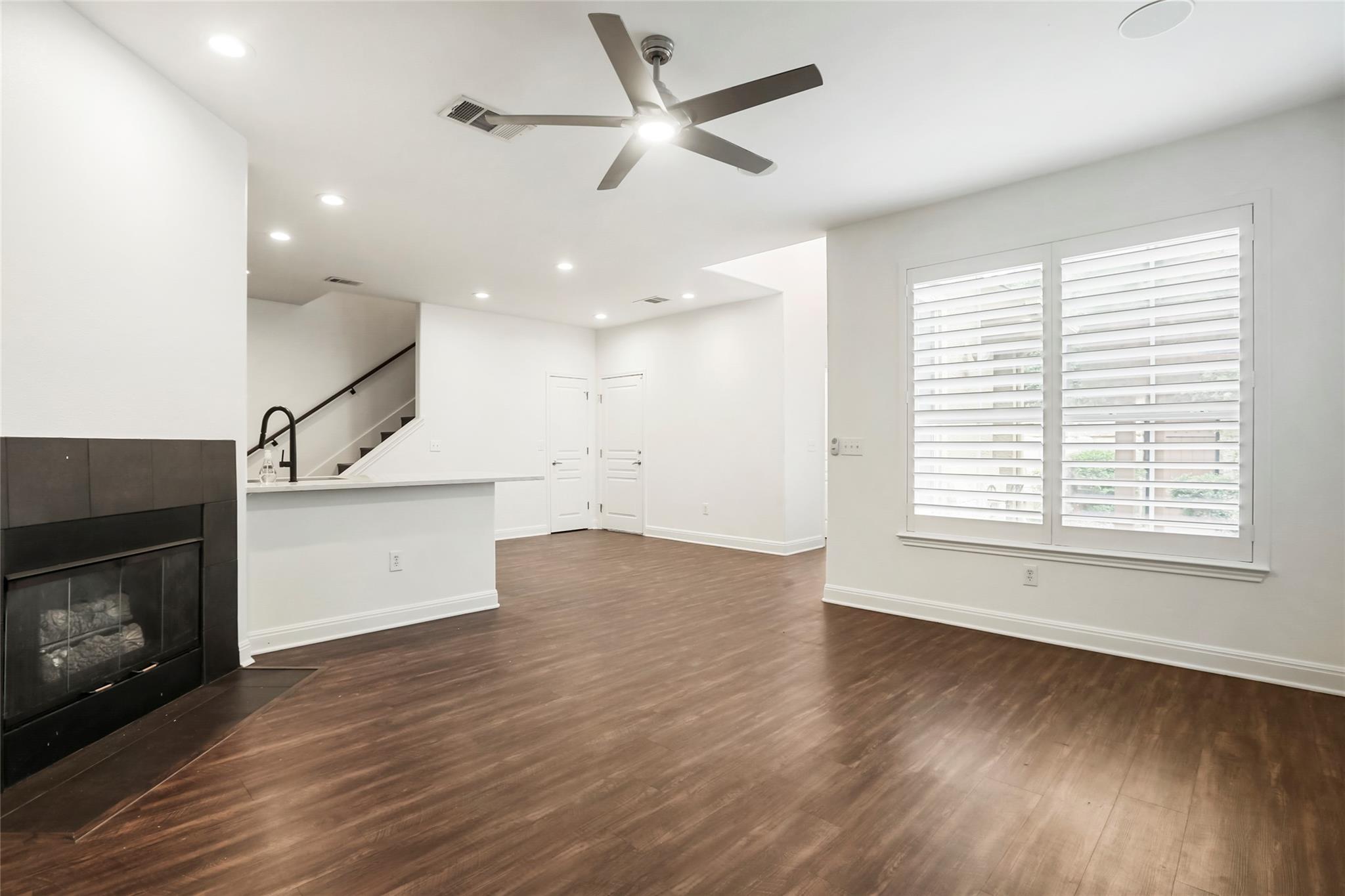 3406 Menchaca RD #19 — photo 5