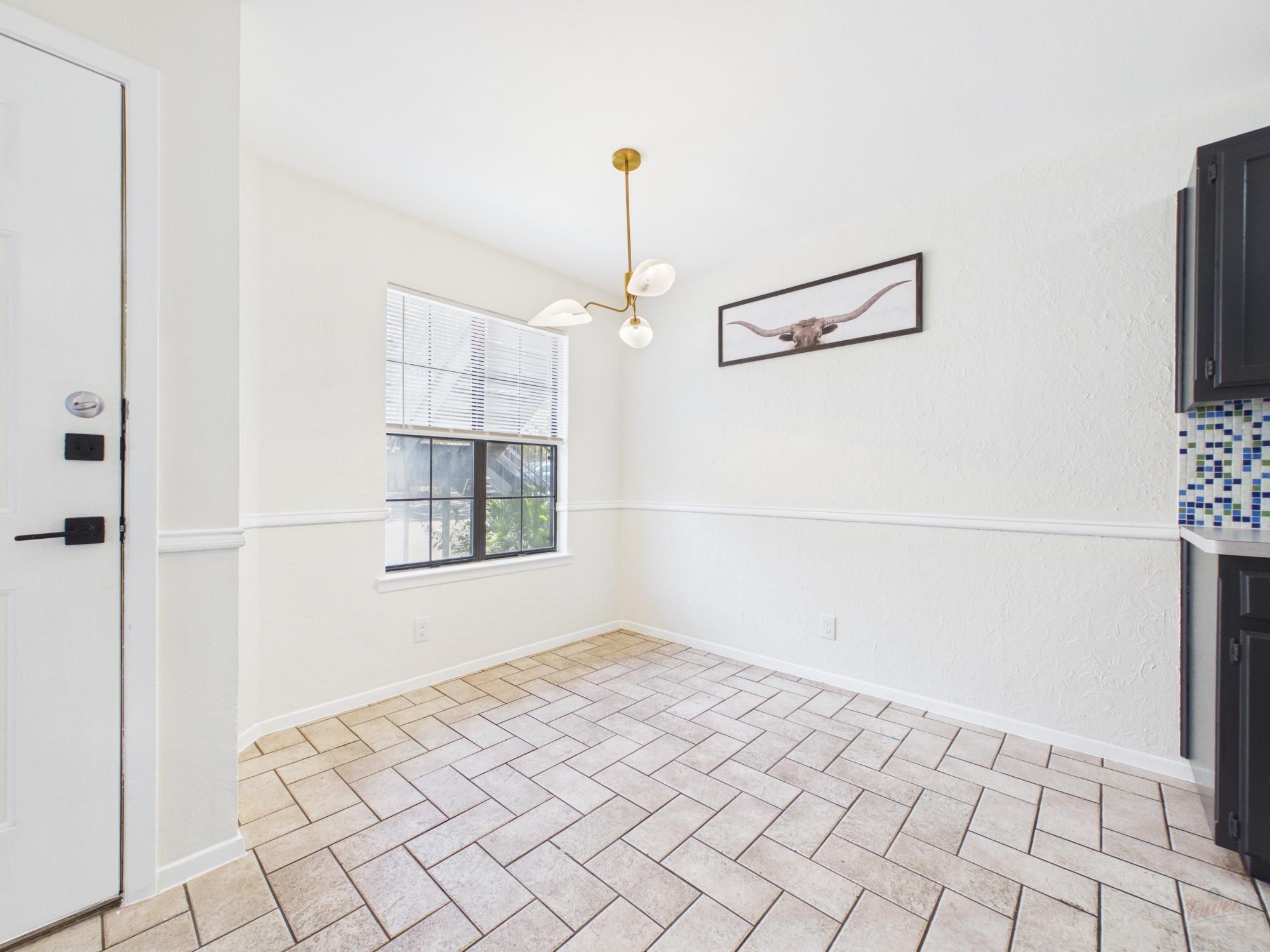 2907 Pearl ST #102 — photo 3