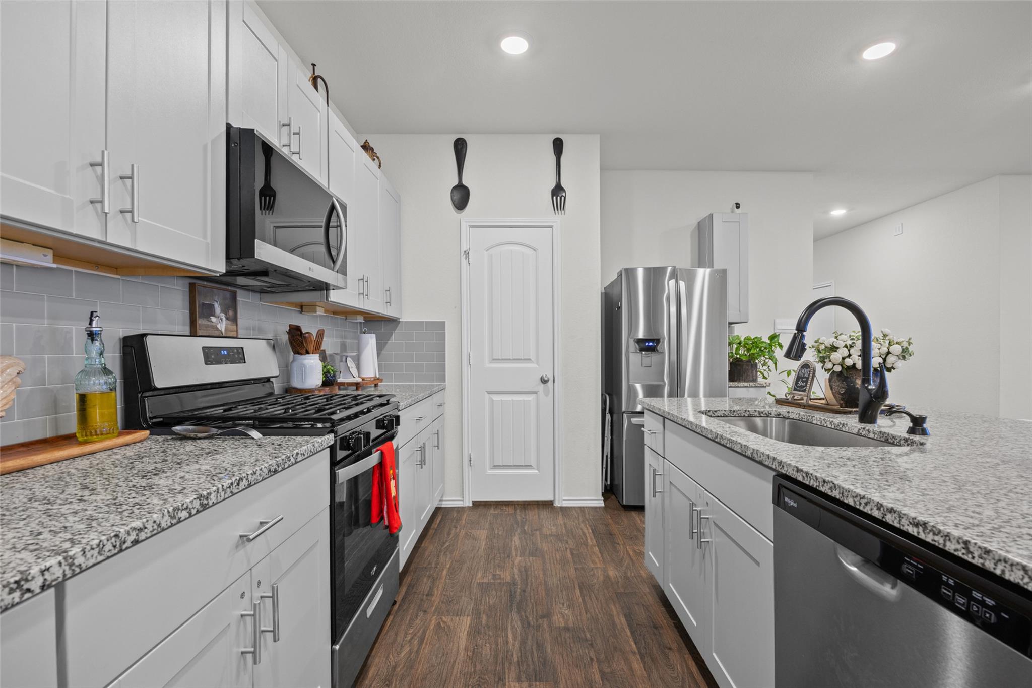 310 Richland DR — photo 3