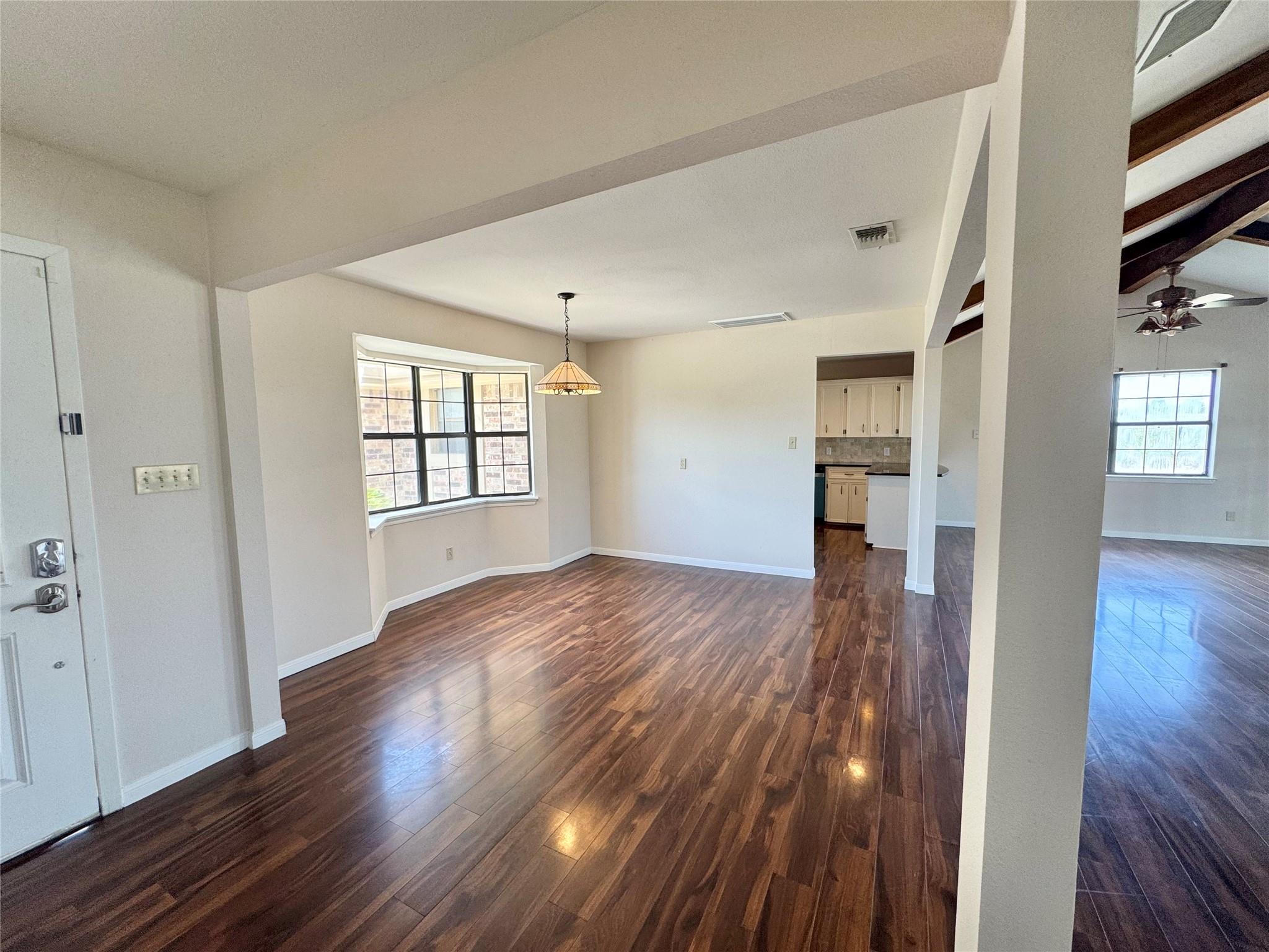 18512 Carlson LN — photo 5