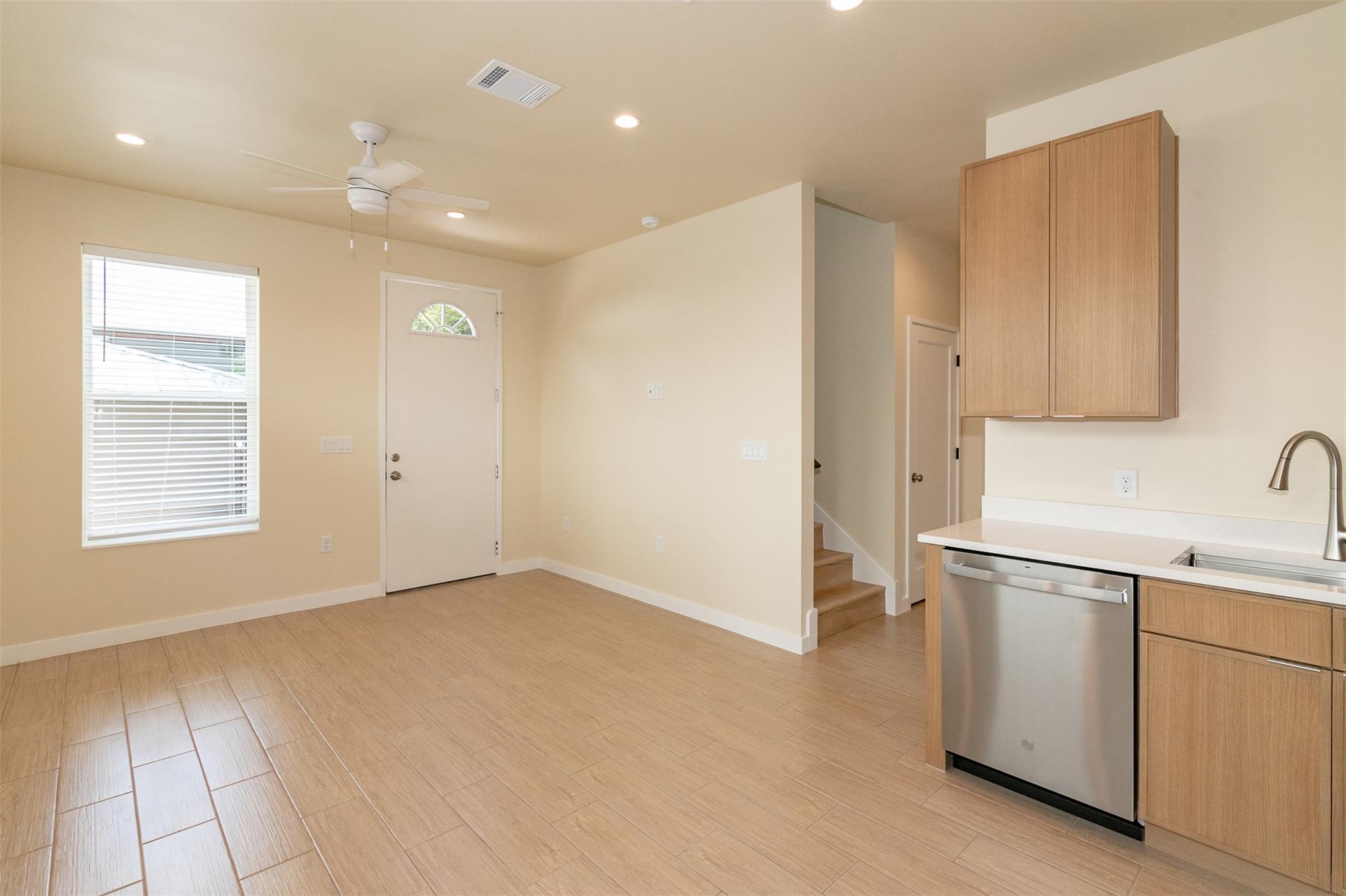 1012 Milton ST #C — photo 5