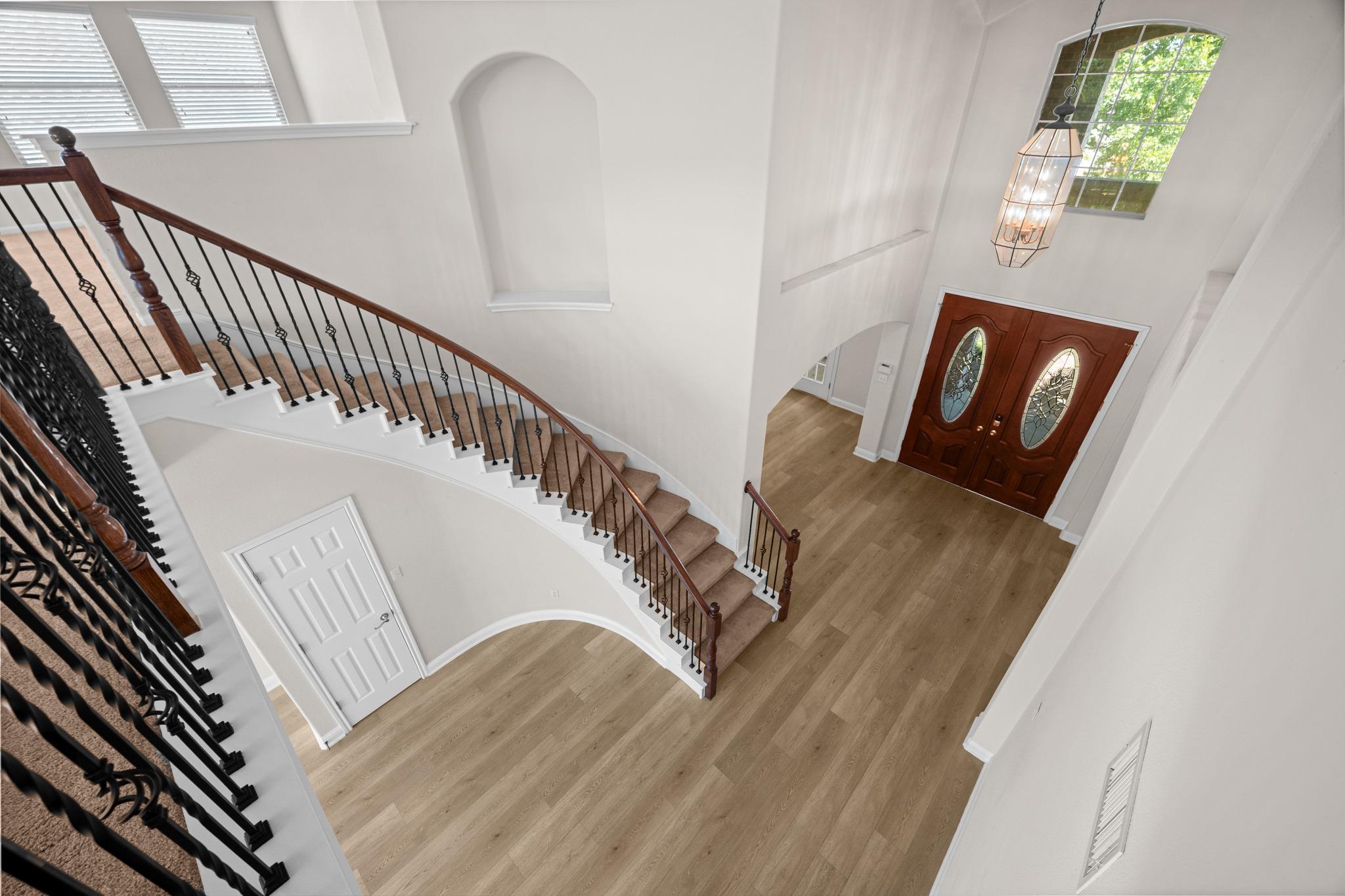 6819 Chalk Hill DR — photo 5