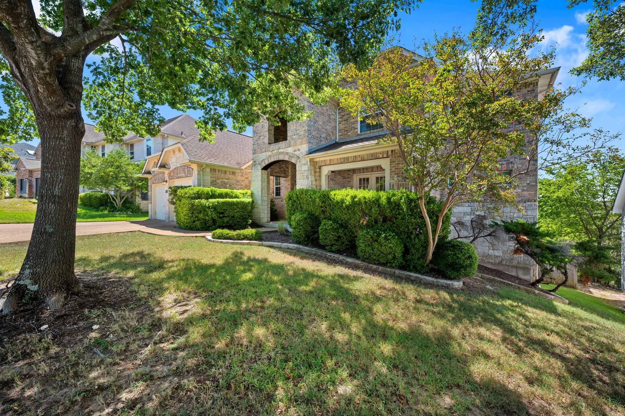 6819 Chalk Hill DR — photo 3