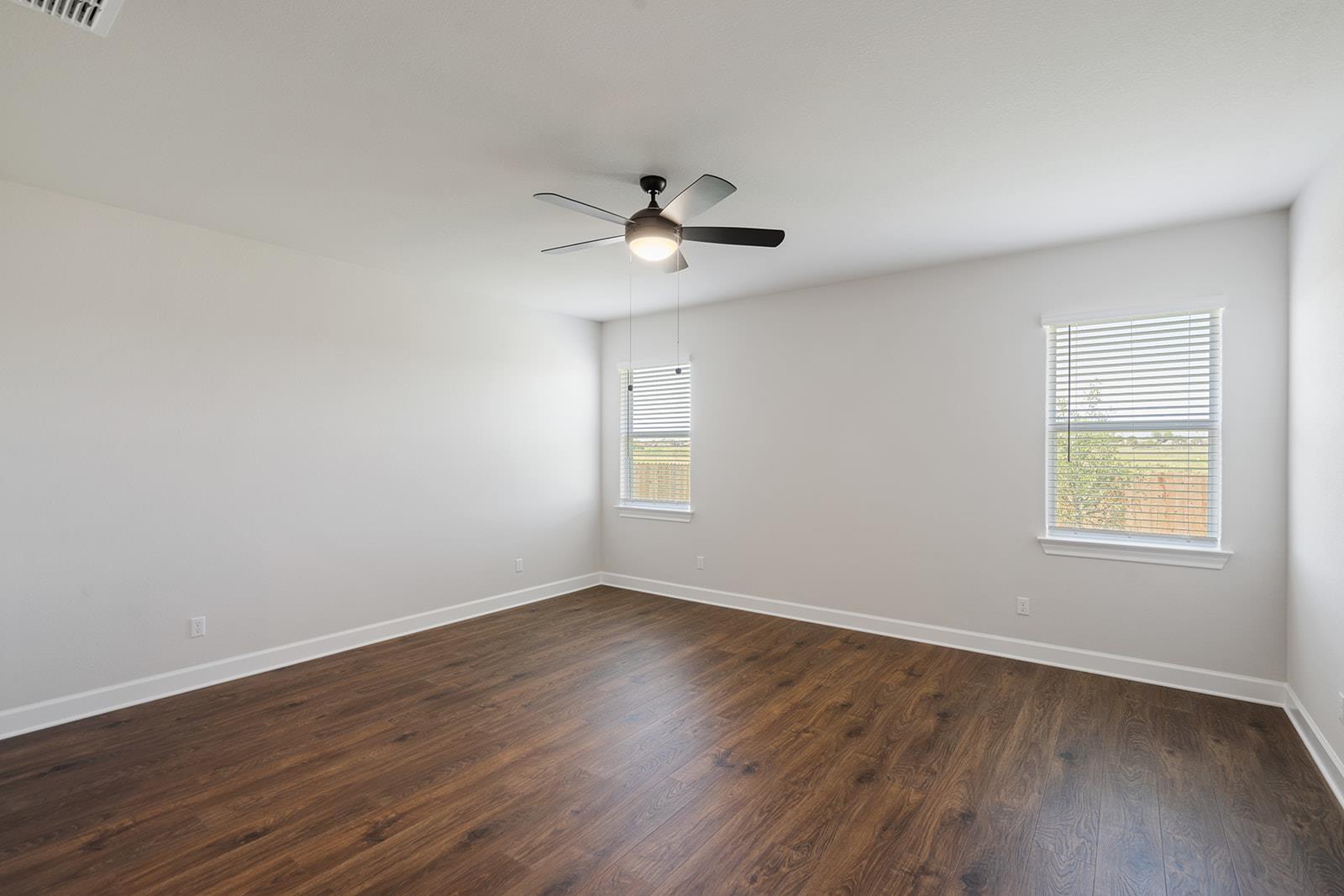 517 Luna Blue LN — photo 5