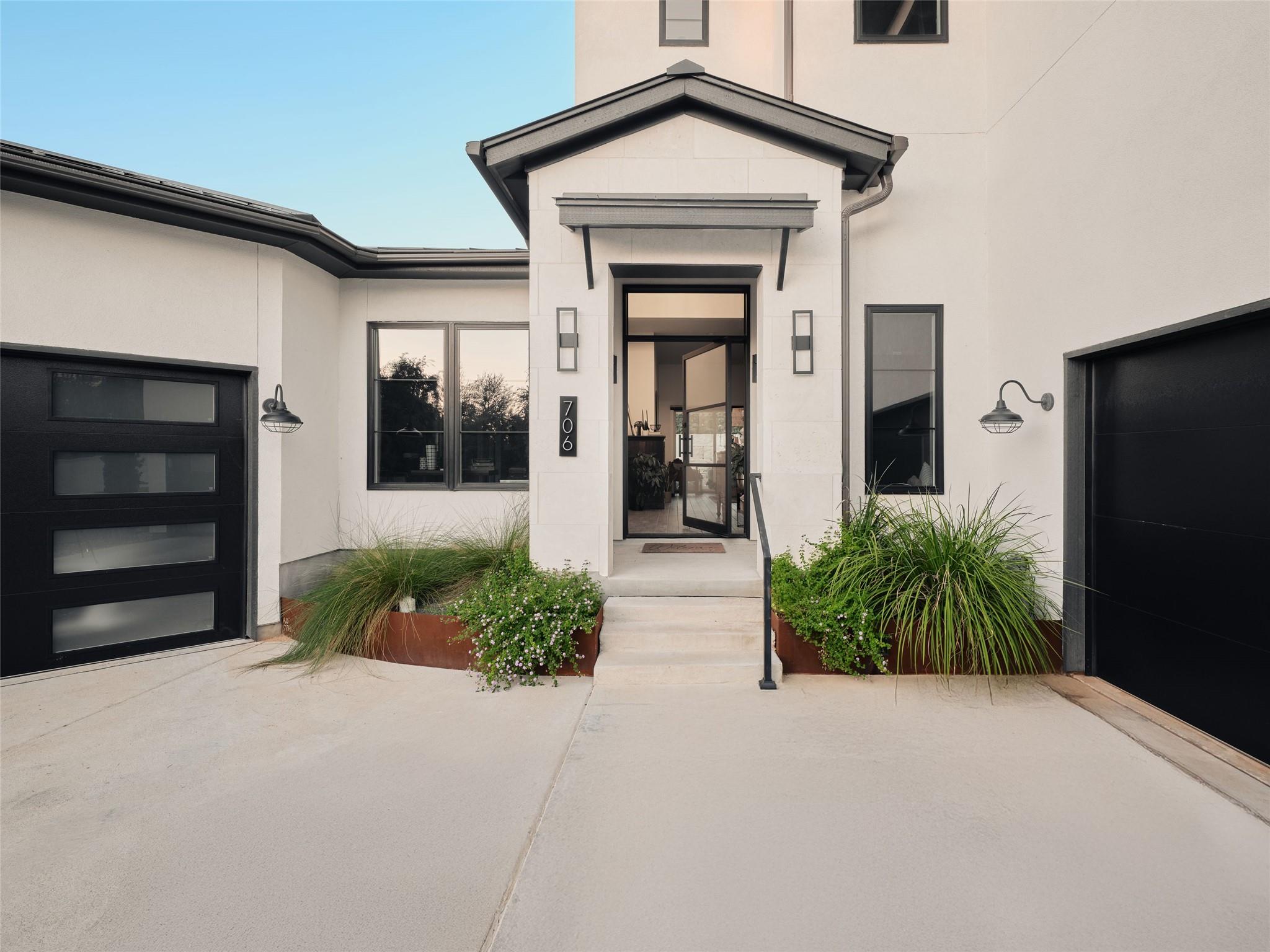 706 Crestone Stream DR — photo 4