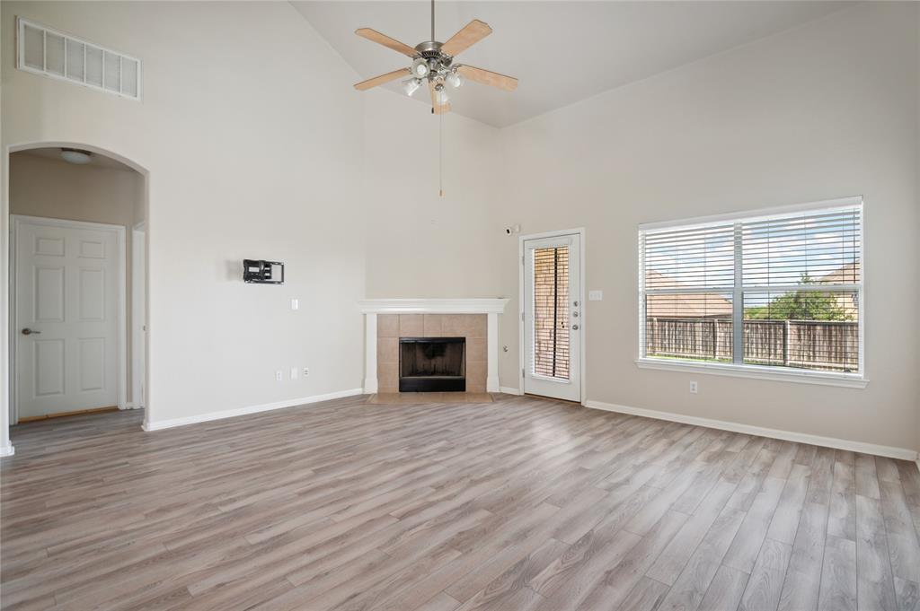 4517 Heritage Well LN — photo 3