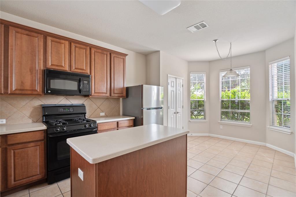 4517 Heritage Well LN — photo 5
