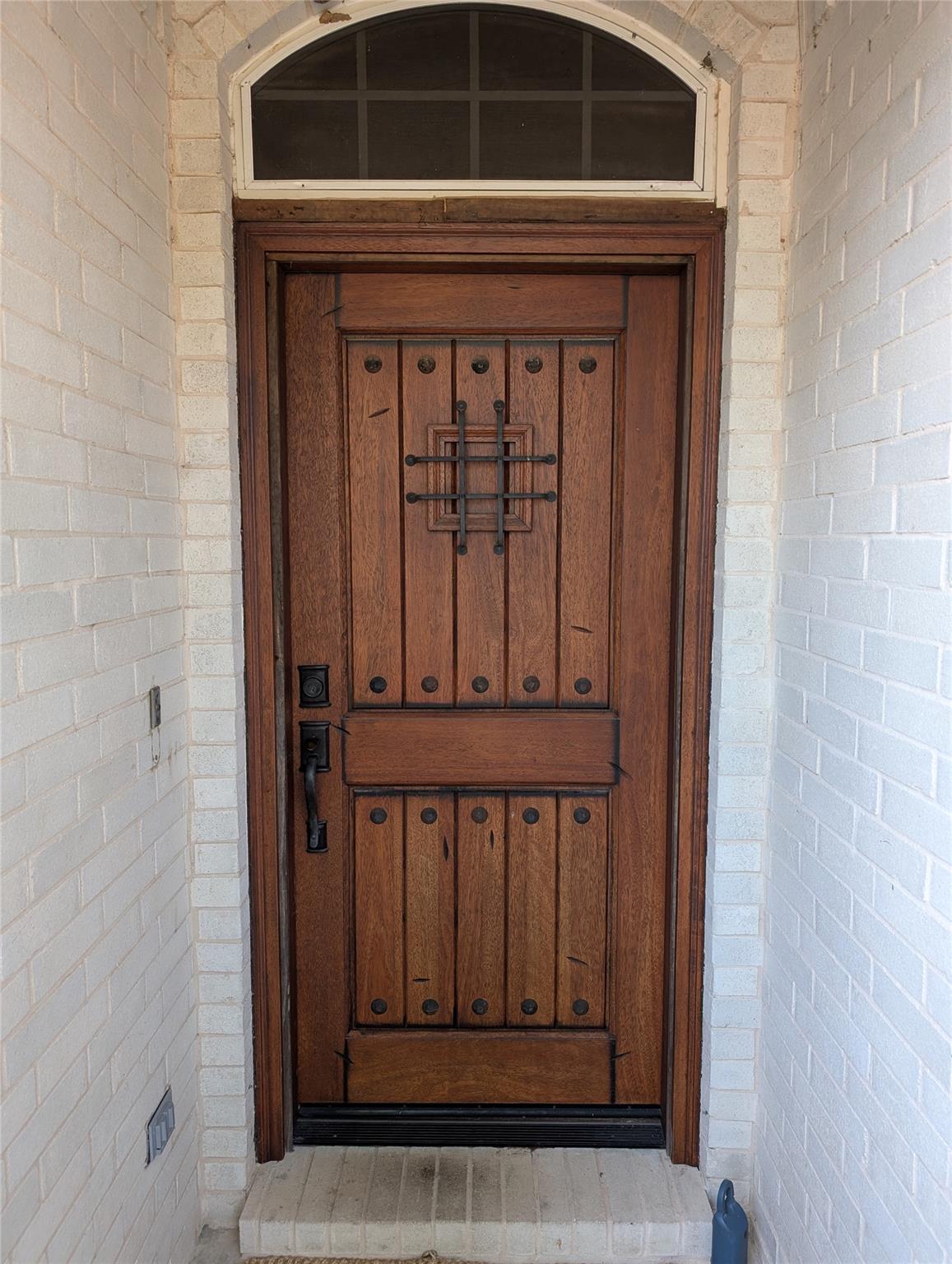 1325 Roadrunner DR — photo 3