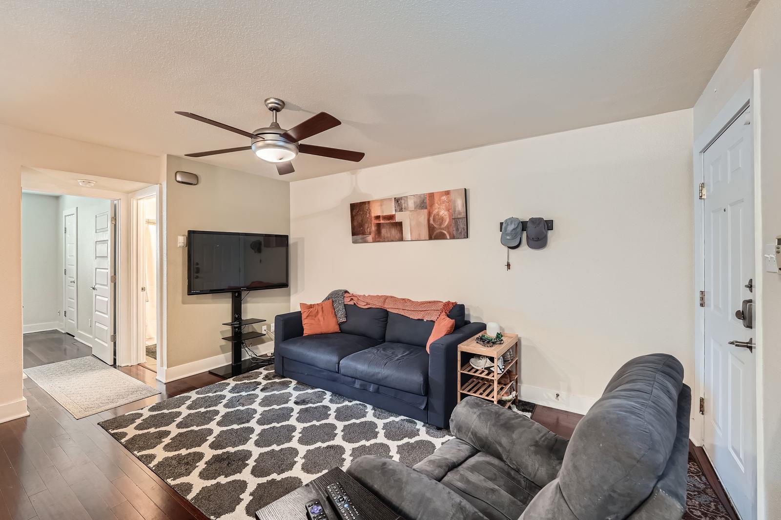 3815 Guadalupe ST #103 — photo 4