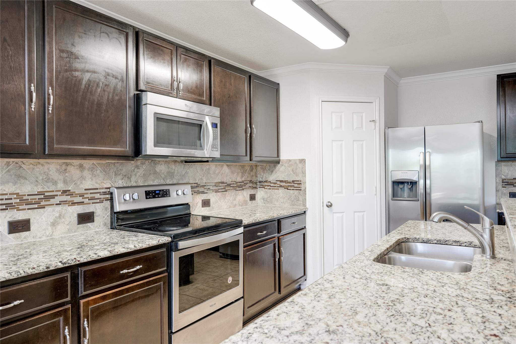 5701 Cass CT — photo 5