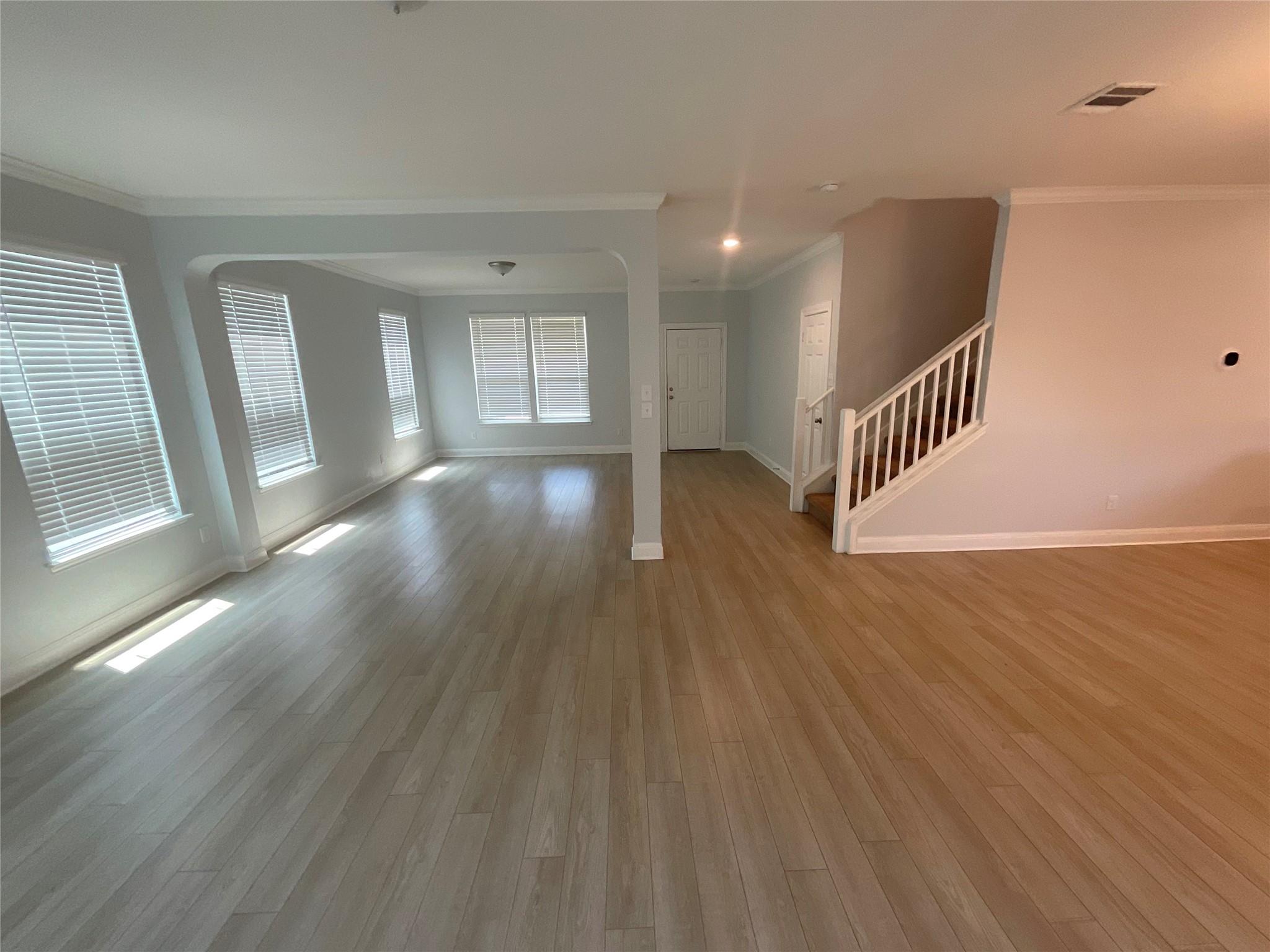 13821 Abraham Lincoln ST — photo 3