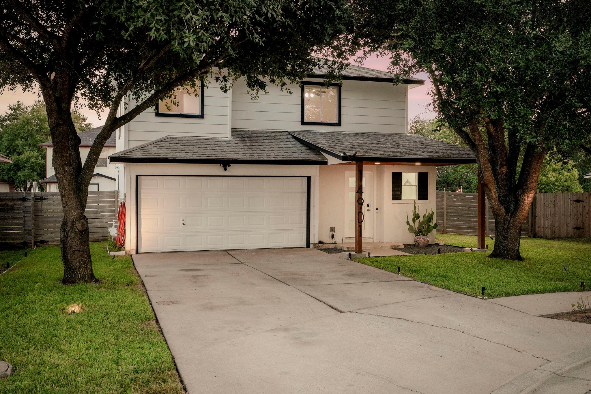 14901 Chamberlain CT
